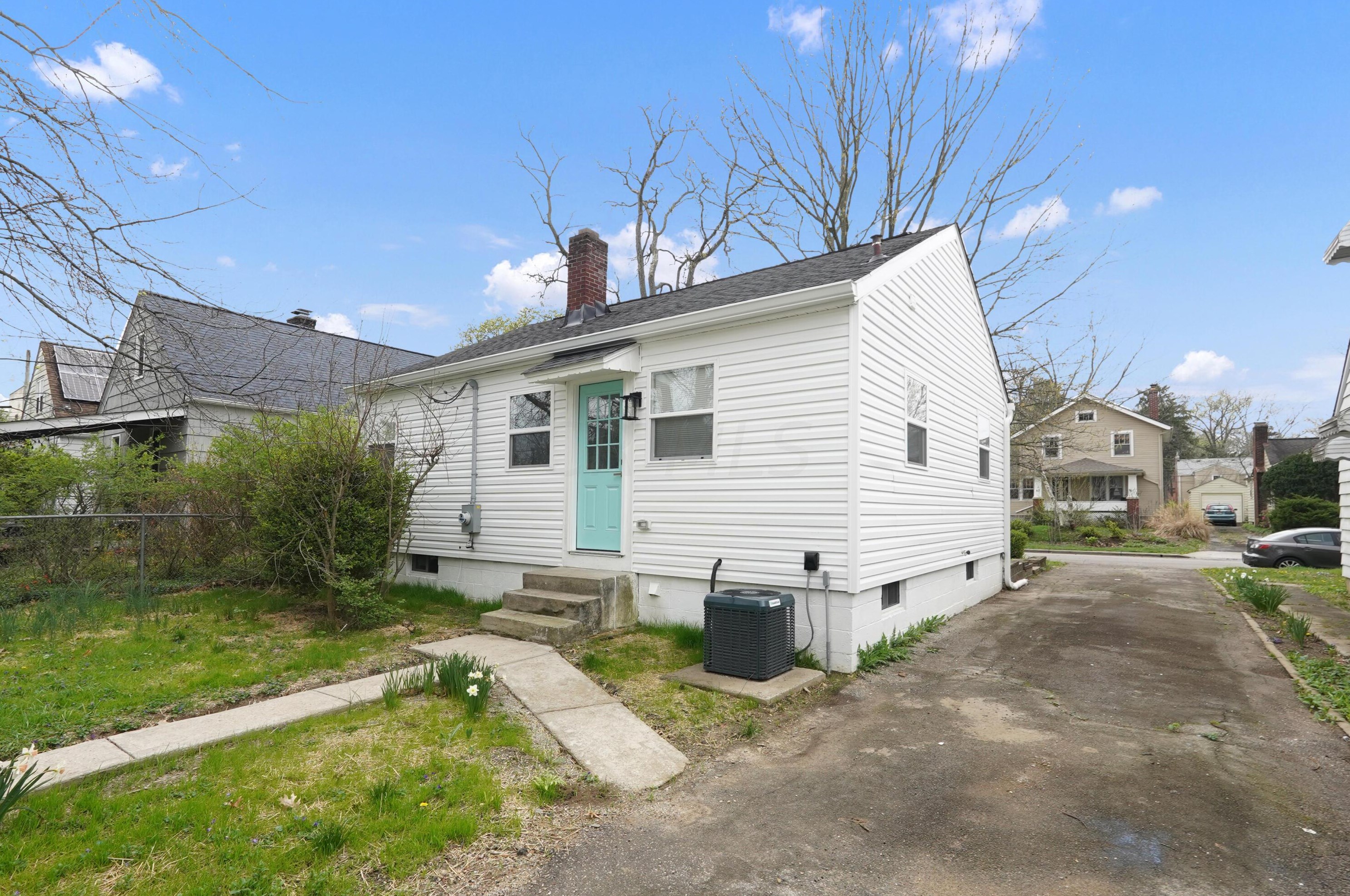 46 Leland Ave, Columbus OH  43214-1512 exterior