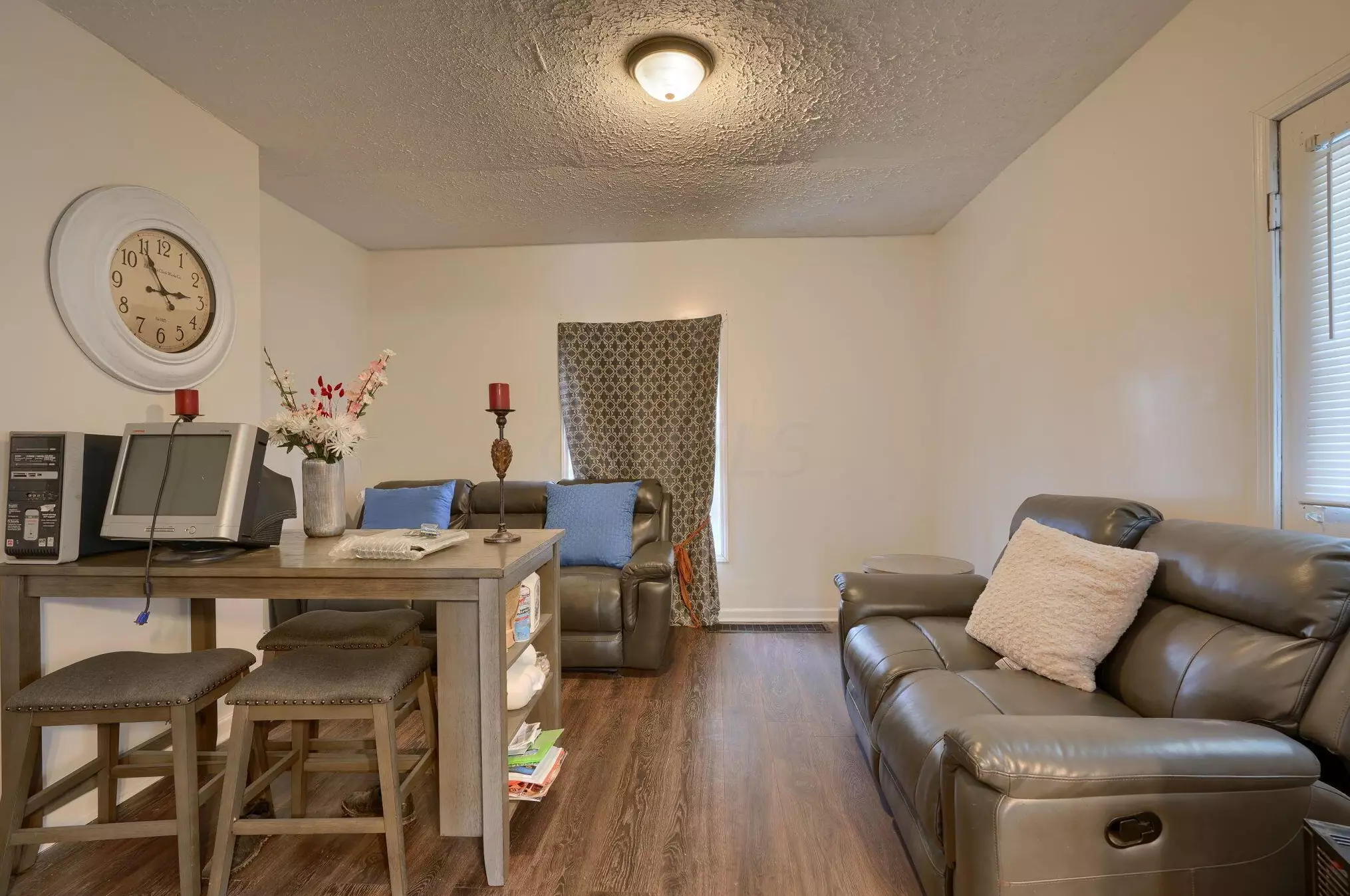 224 Harris Ave, Columbus OH 43204-3013 exterior