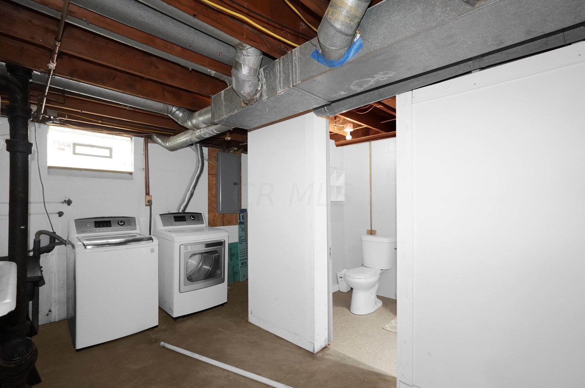 3672 Brandon St, Columbus OH 43224-2468 exterior