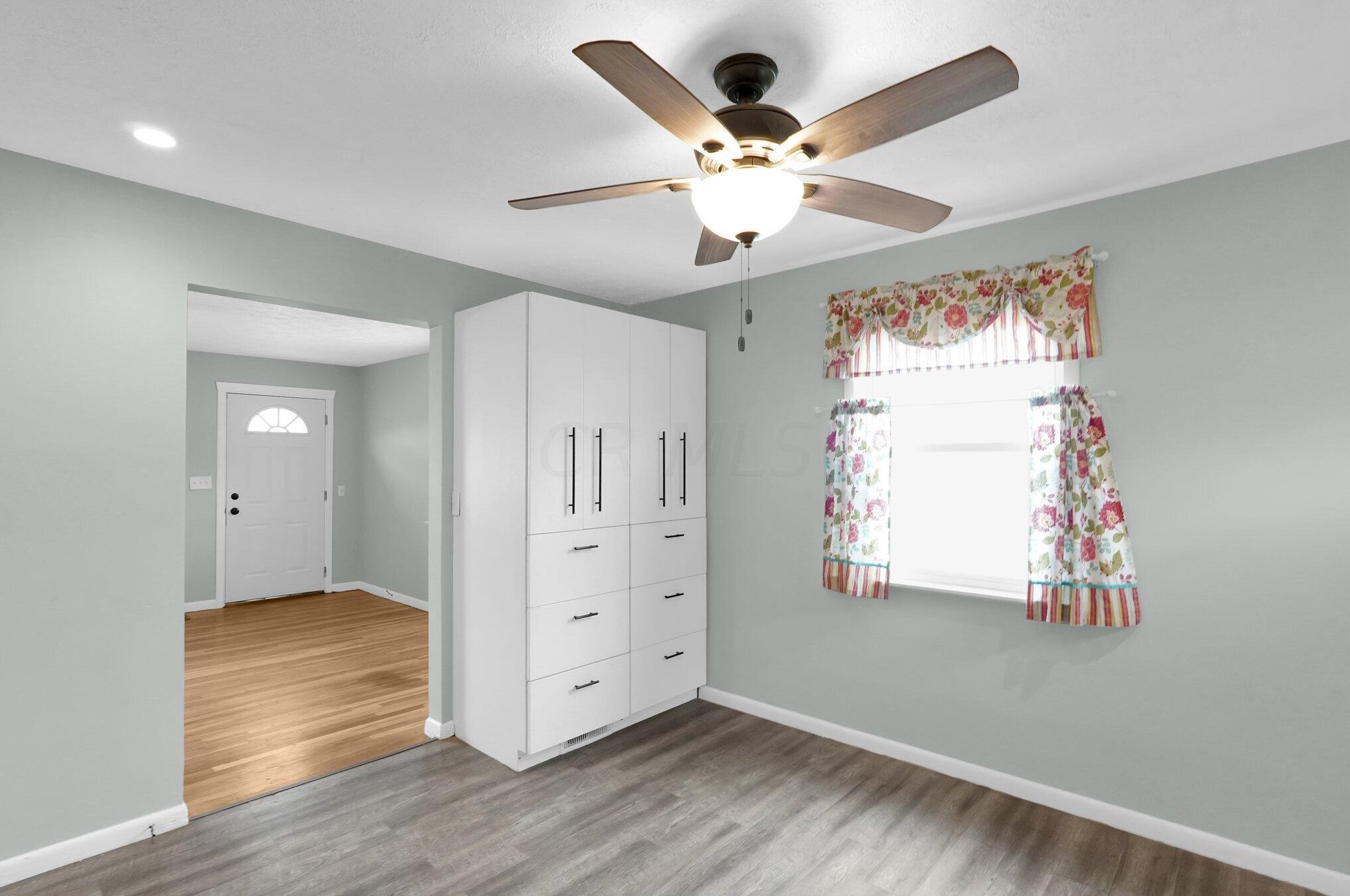 3672 Brandon St, Columbus OH 43224-2468 exterior