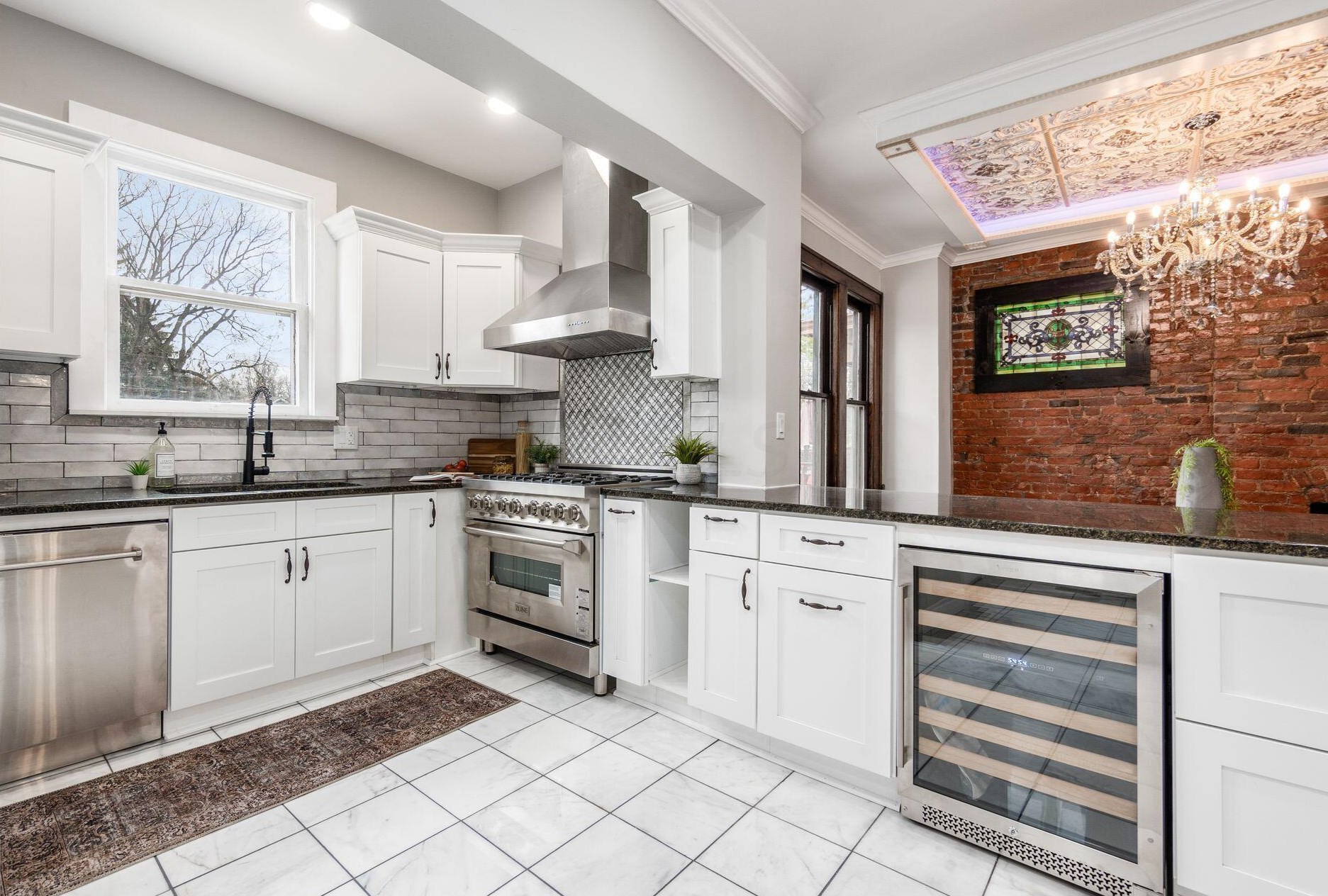 1841 Bryden Rd, Columbus OH  43205-2260 exterior