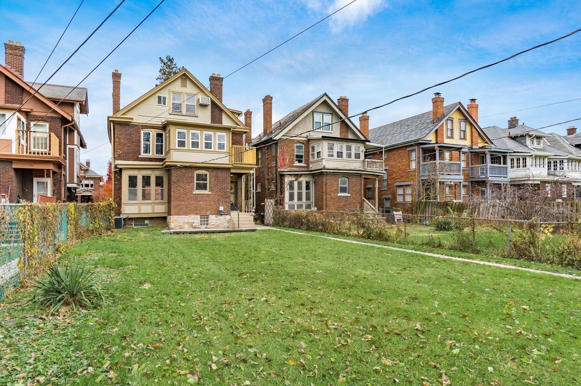 1841 Bryden Rd, Columbus OH  43205-2260 exterior