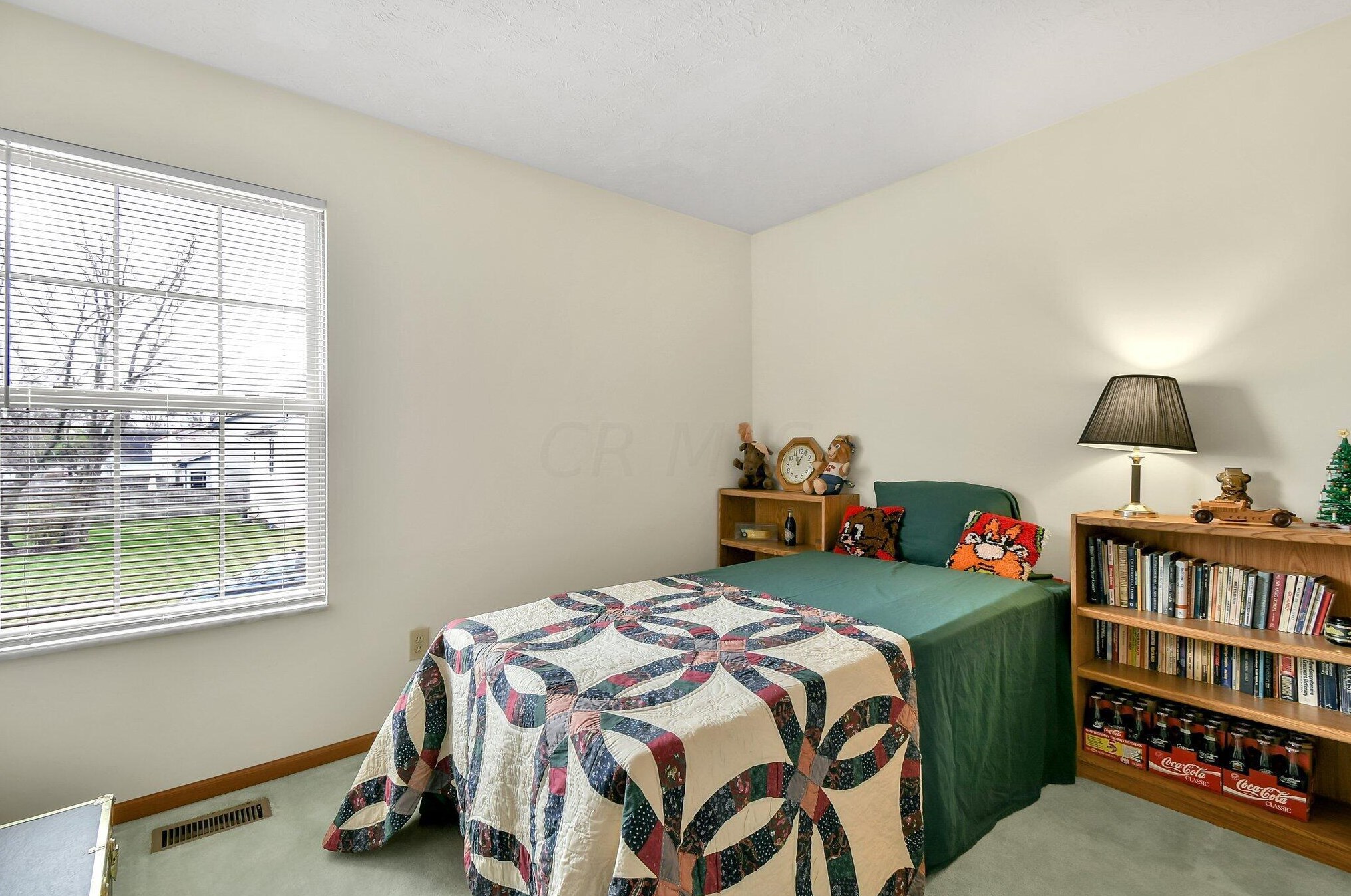 2364 Rolling Rock Dr, Columbus OH 43229-4780 exterior