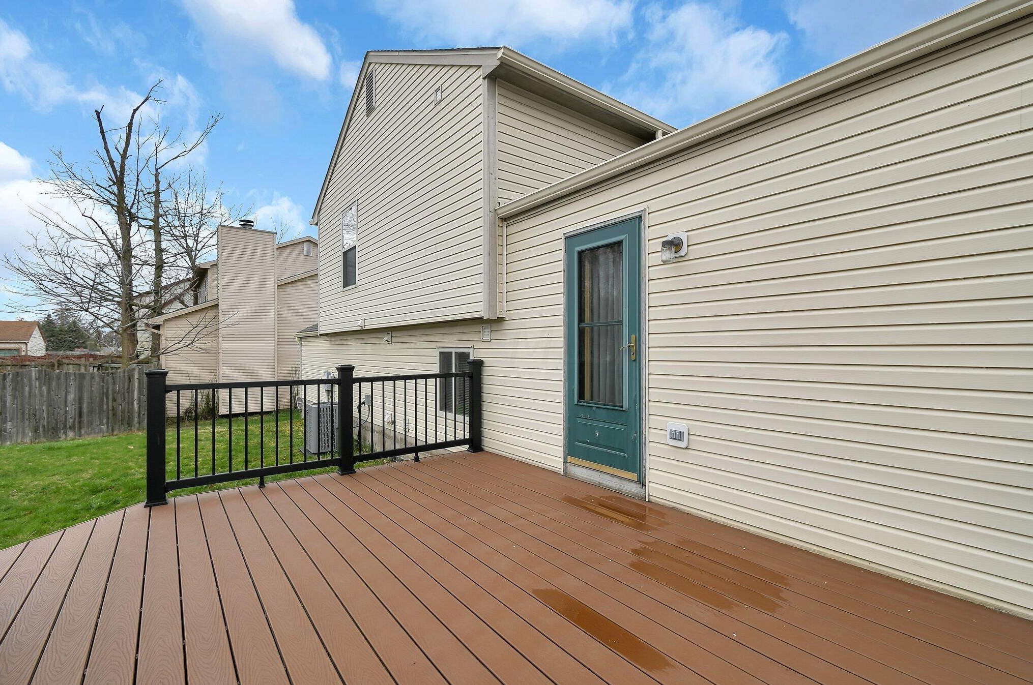 2364 Rolling Rock Dr, Columbus OH 43229-4780 exterior