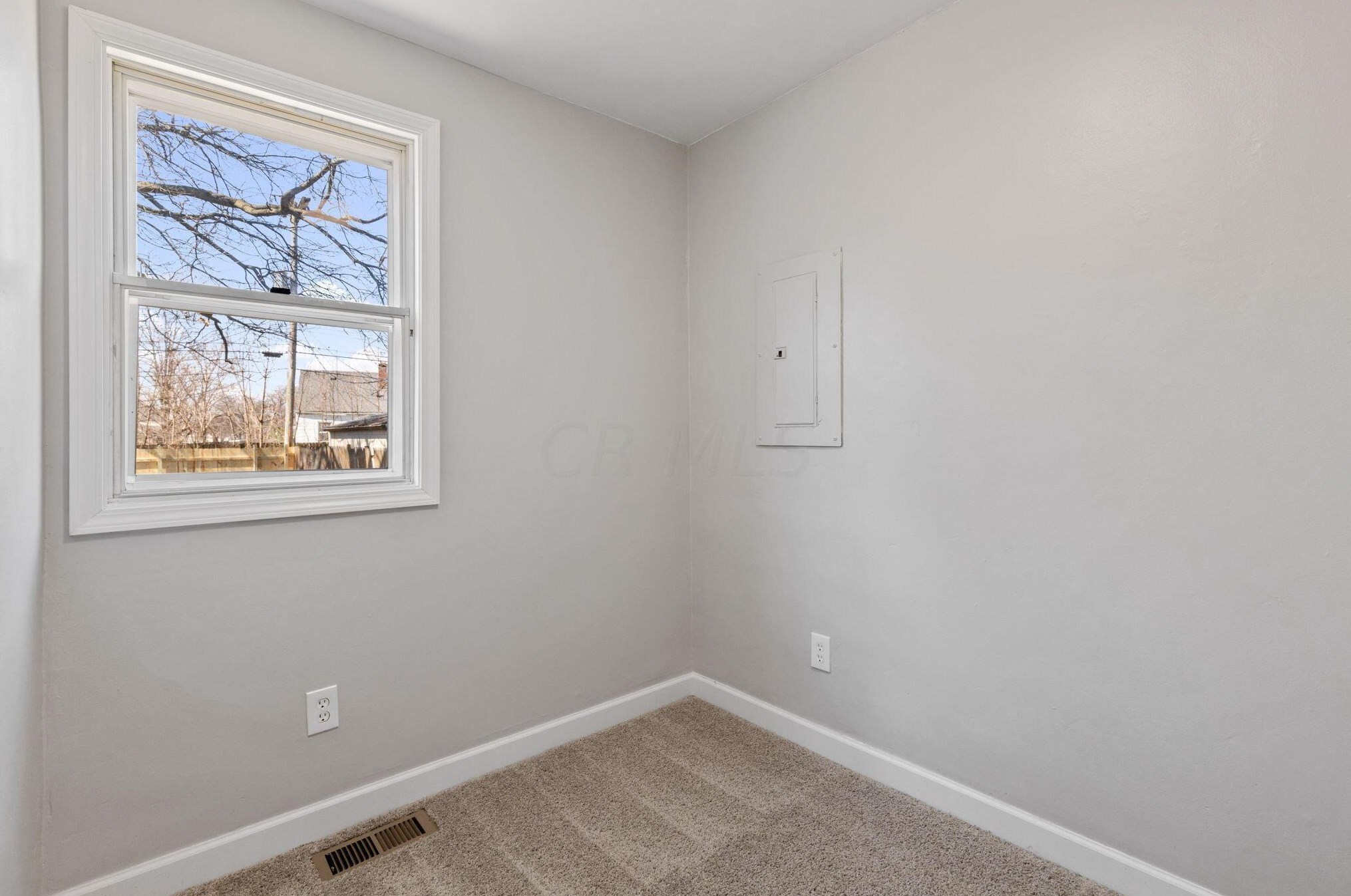 3003 Pontiac St, Columbus OH  43224-4040 exterior