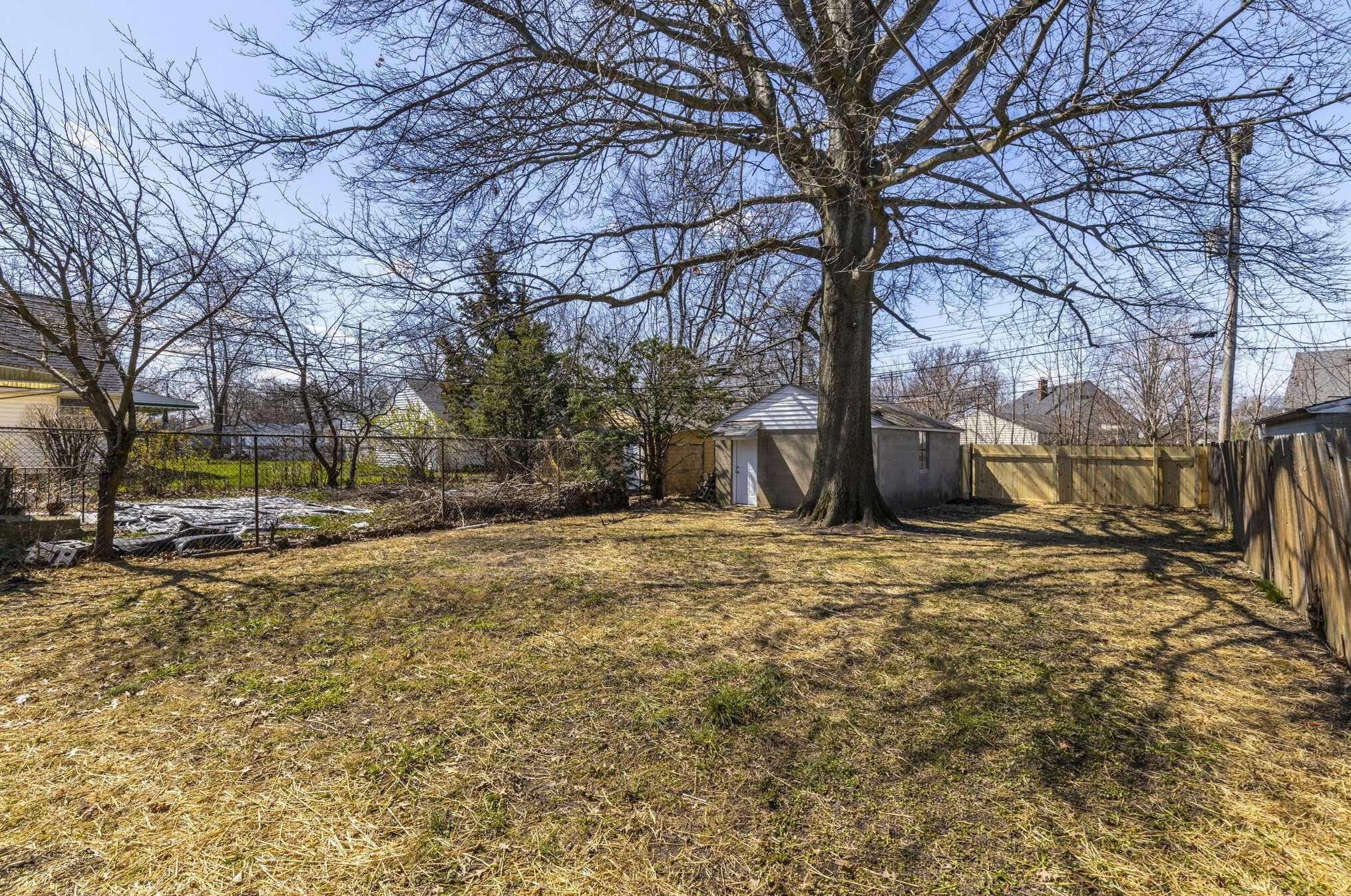 3003 Pontiac St, Columbus OH  43224-4040 exterior