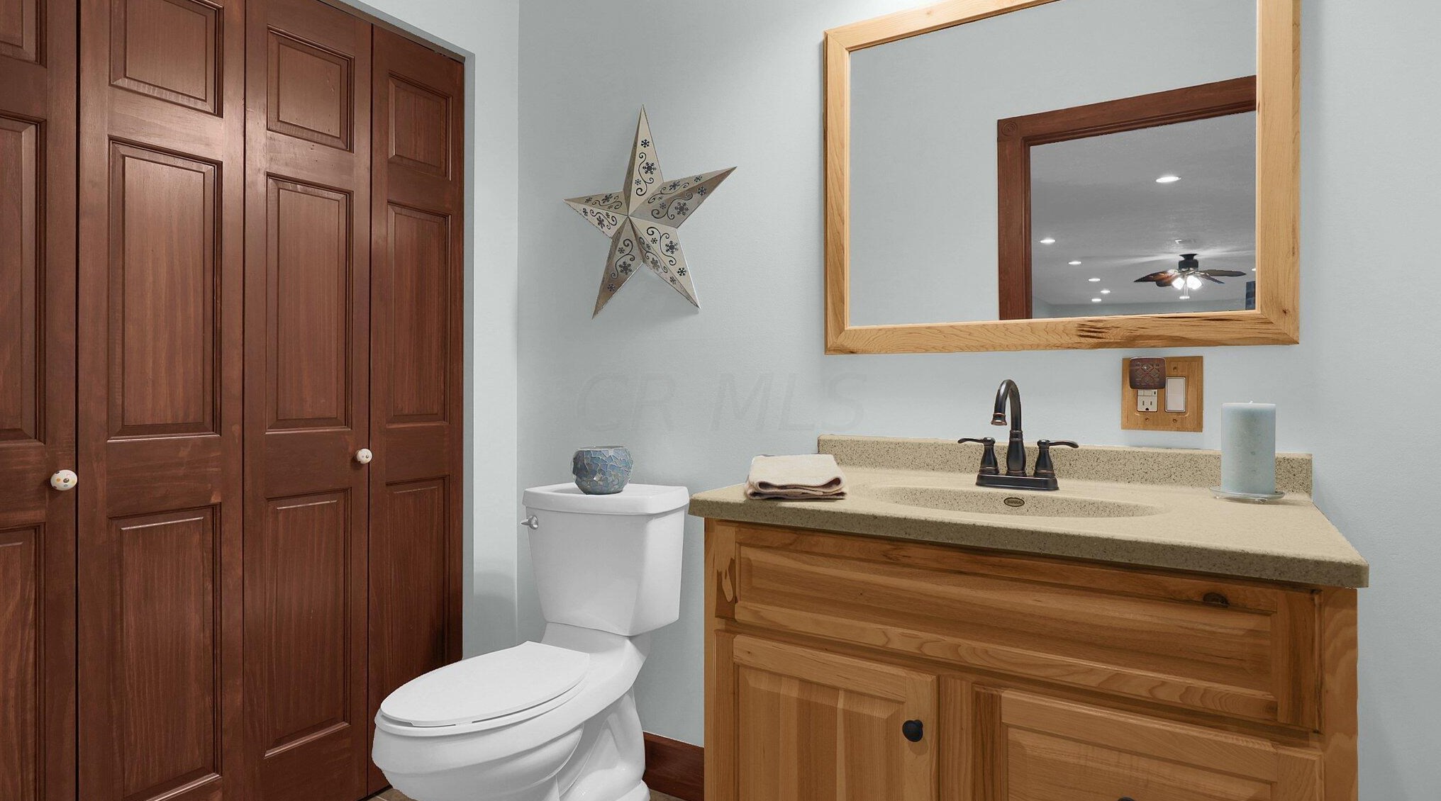 3163 Sarah Dr, Lancaster OH 43130-7866 exterior