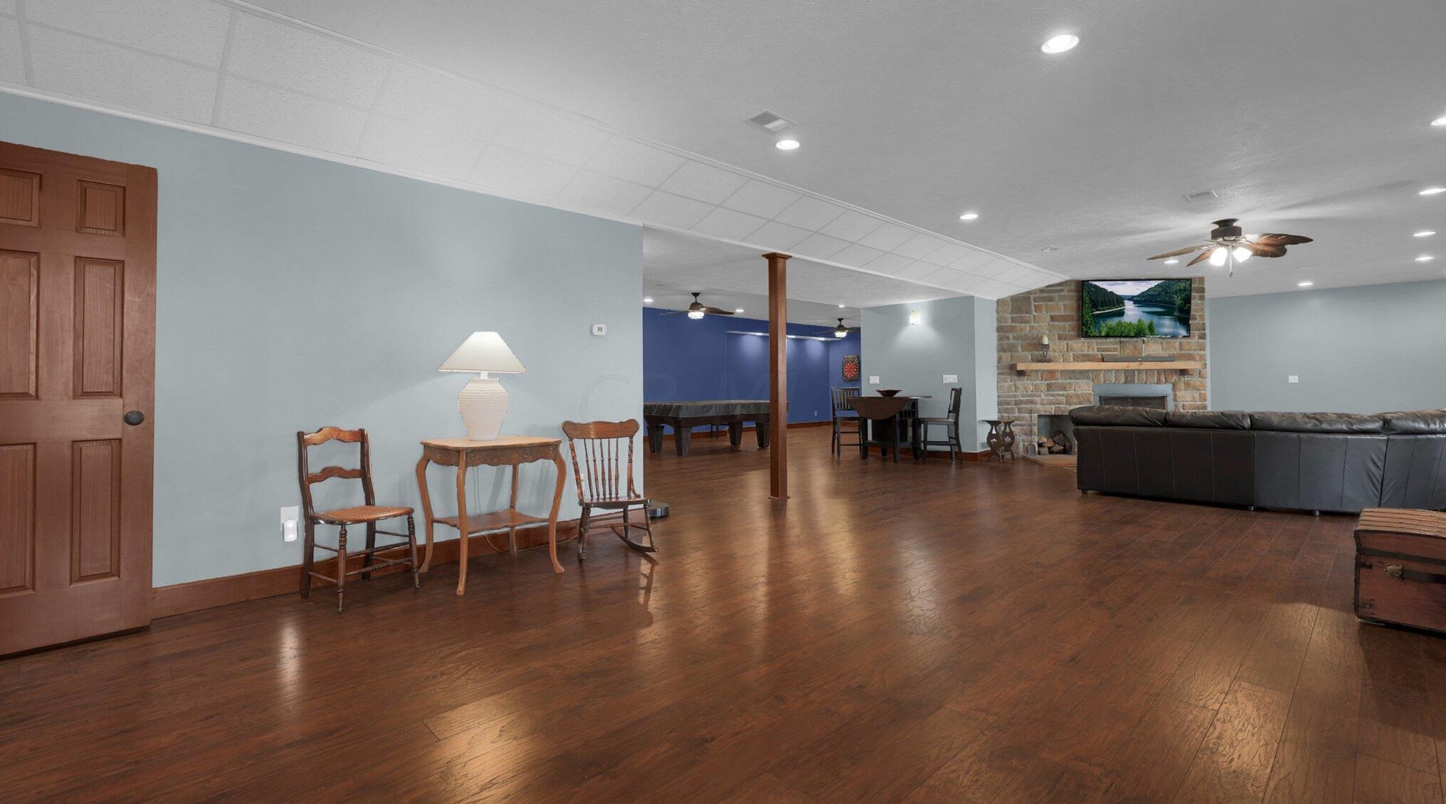 3163 Sarah Dr, Lancaster OH 43130-7866 exterior