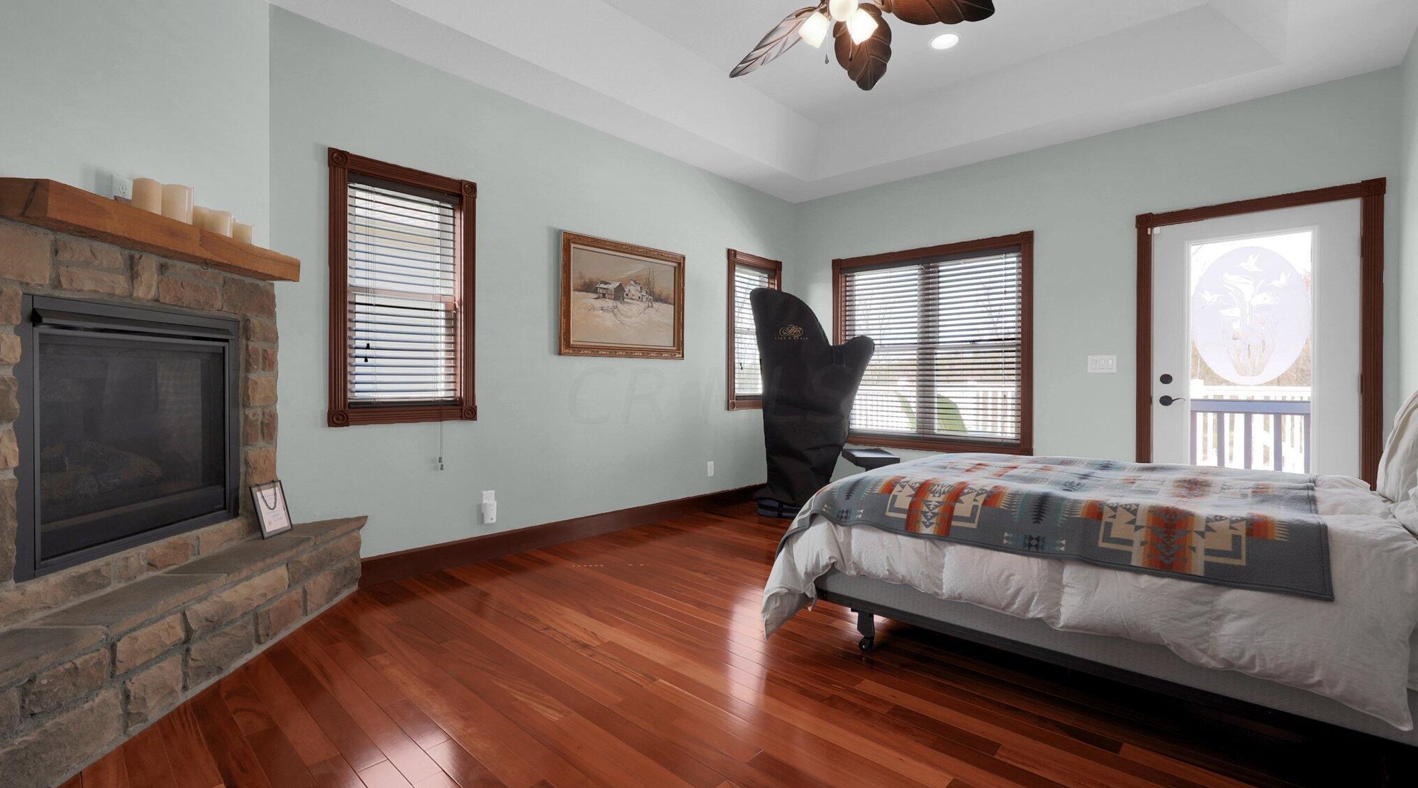 3163 Sarah Dr, Lancaster OH 43130-7866 exterior