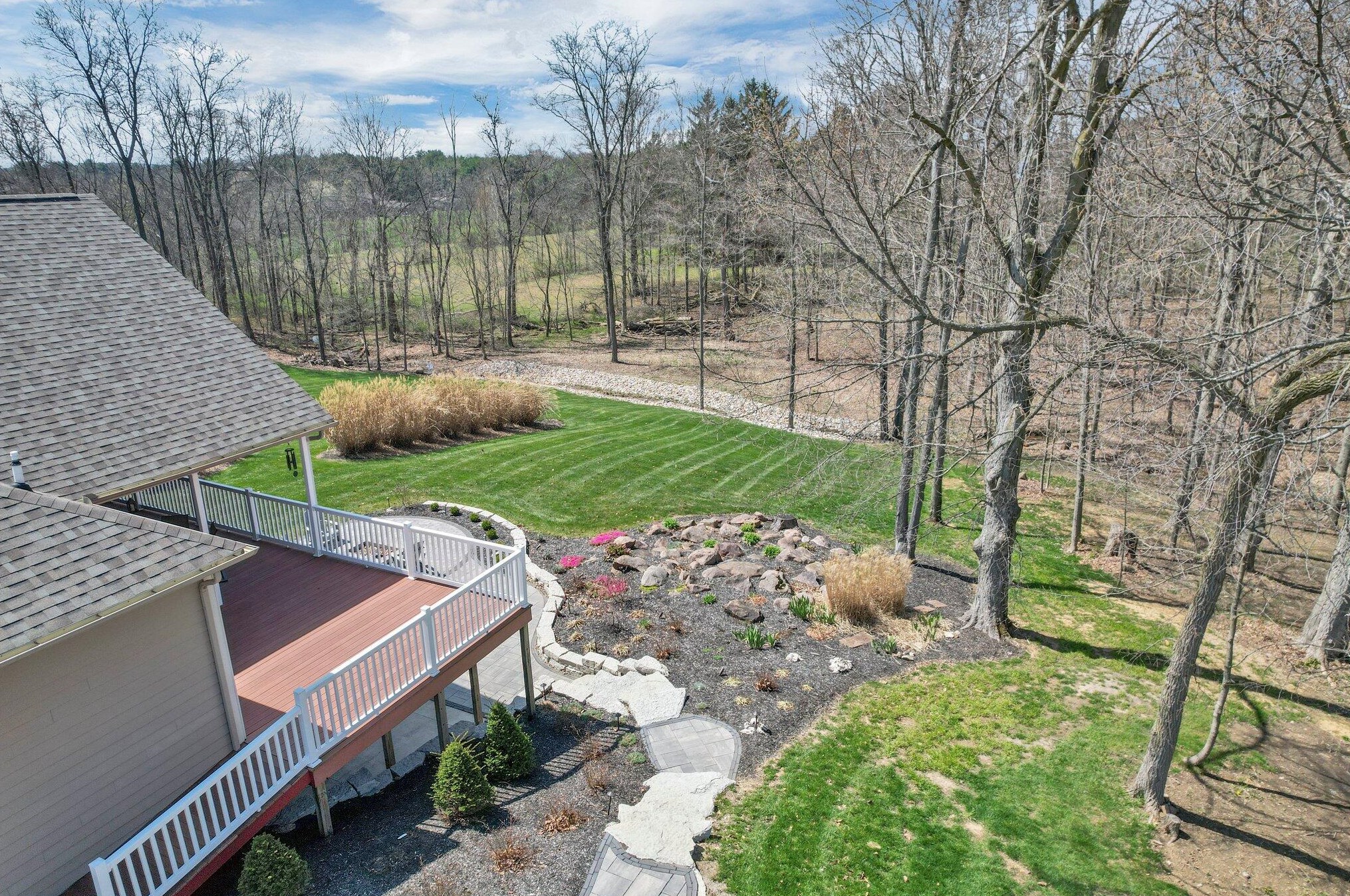 3163 Sarah Dr, Lancaster OH 43130-7866 exterior