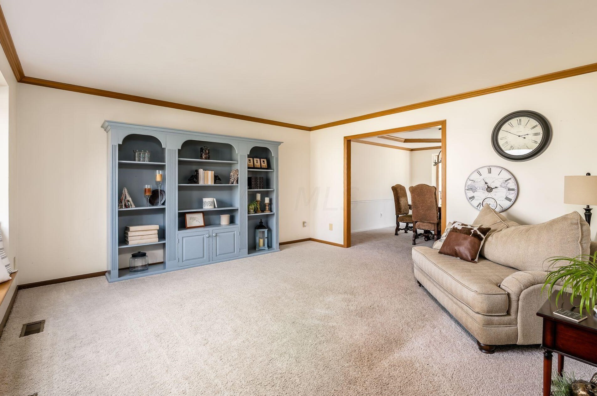 6371 Lake Trail Dr, Westerville OH  43082-8766 exterior