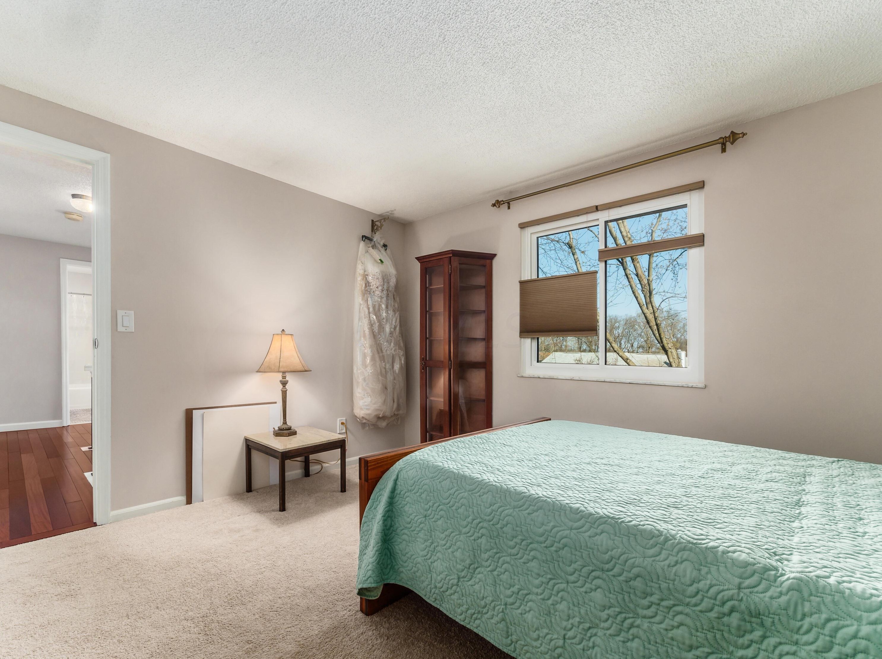 6283 Billington Dr, Columbus OH 43213-3479 exterior