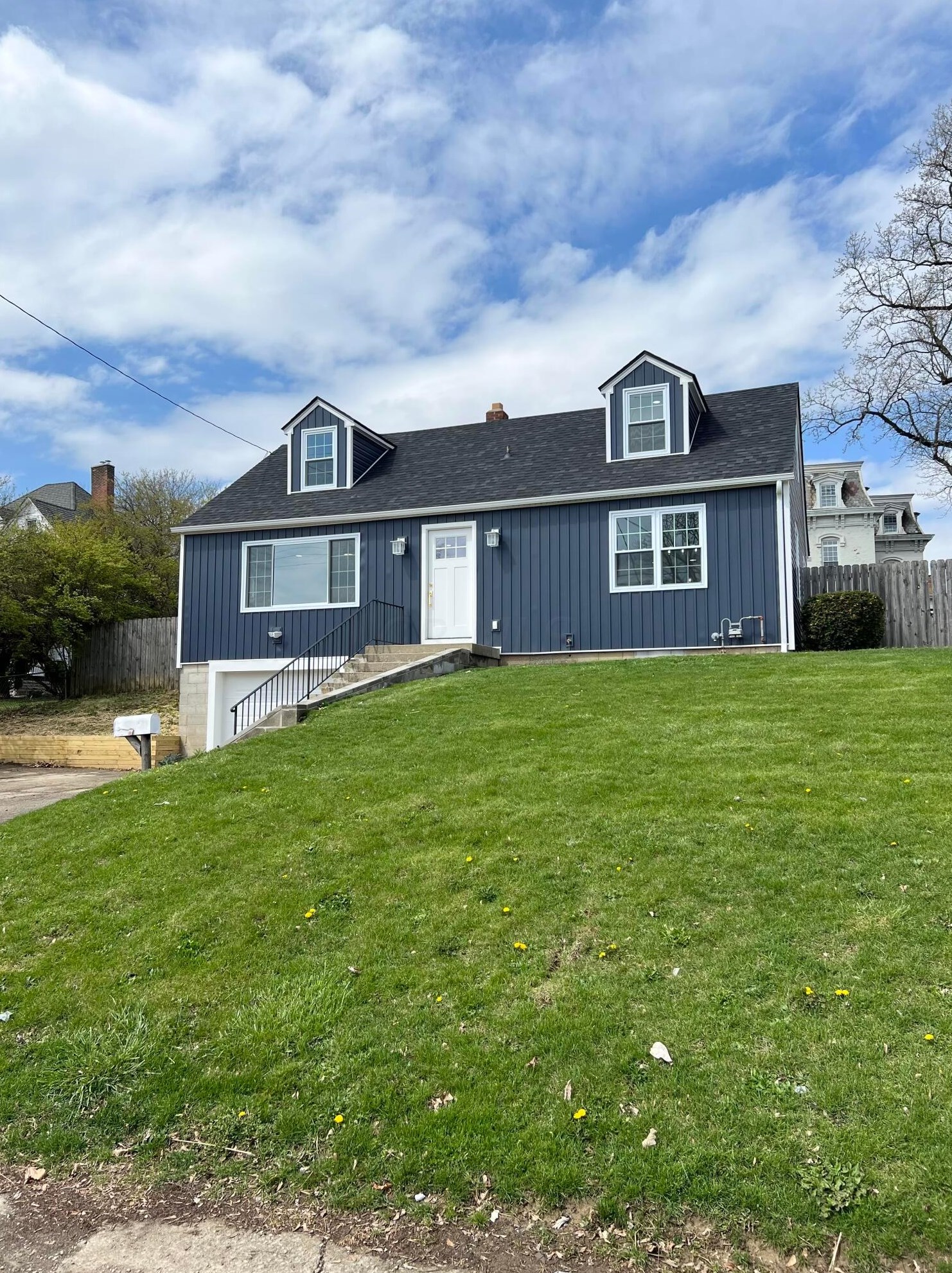 612 Oakland Ave, Washington Ch OH  43160-1058 exterior