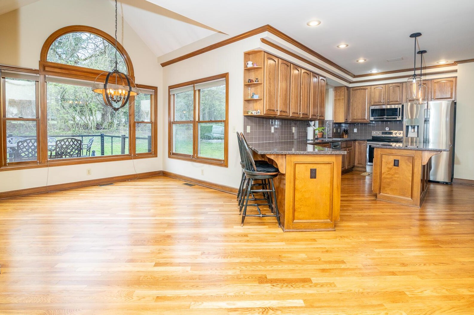 4861 Carrigan Ridge Dr, Dublin OH  43017-8617 exterior