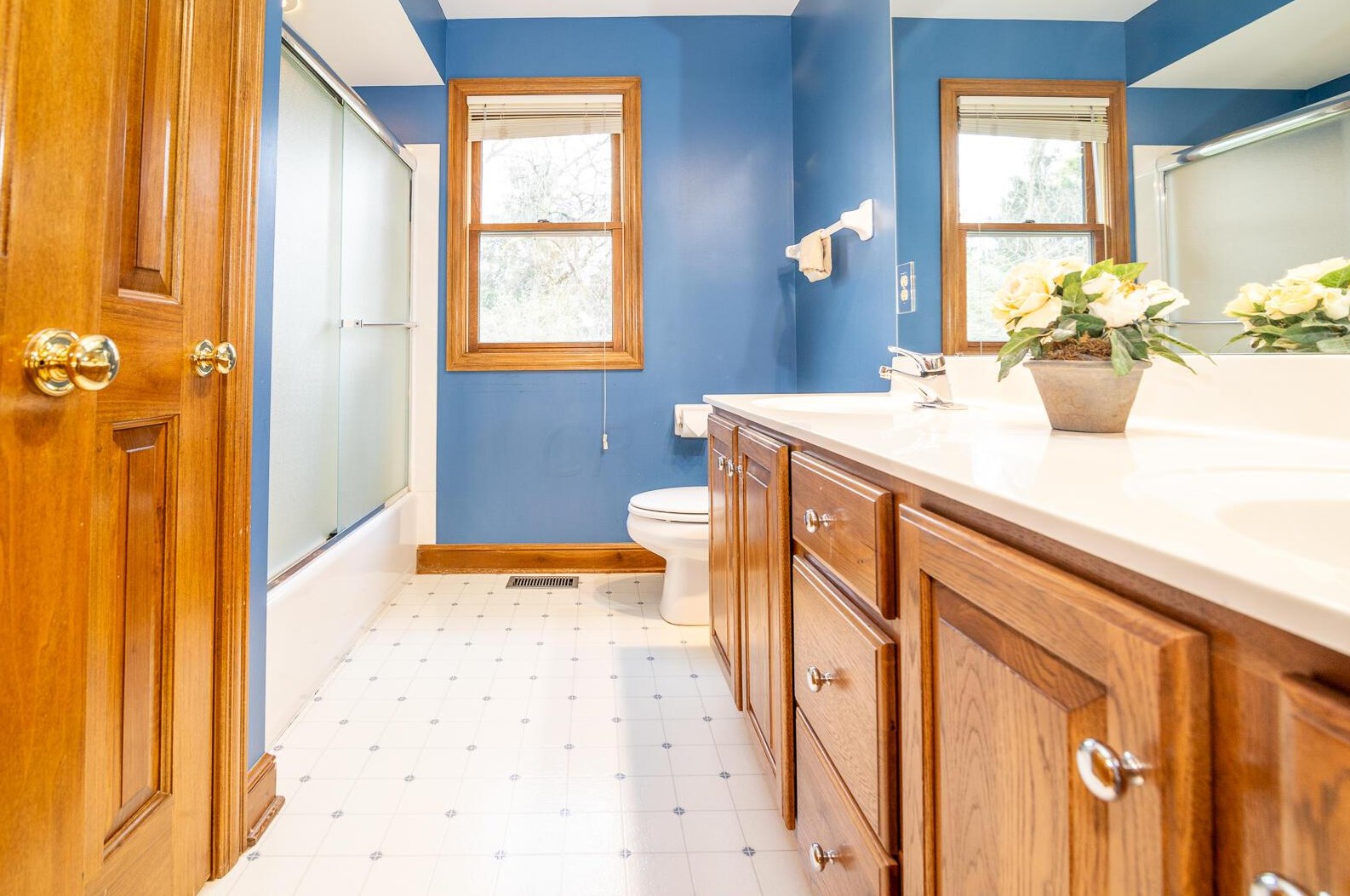 4861 Carrigan Ridge Dr, Dublin OH  43017-8617 exterior