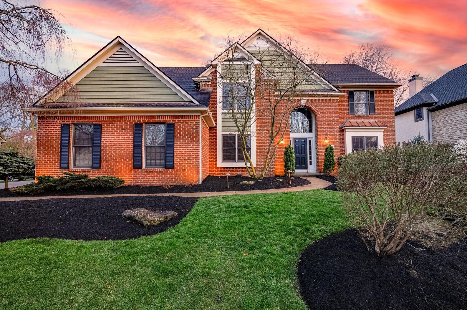 4861 Carrigan Ridge Dr, Dublin OH  43017-8617 exterior