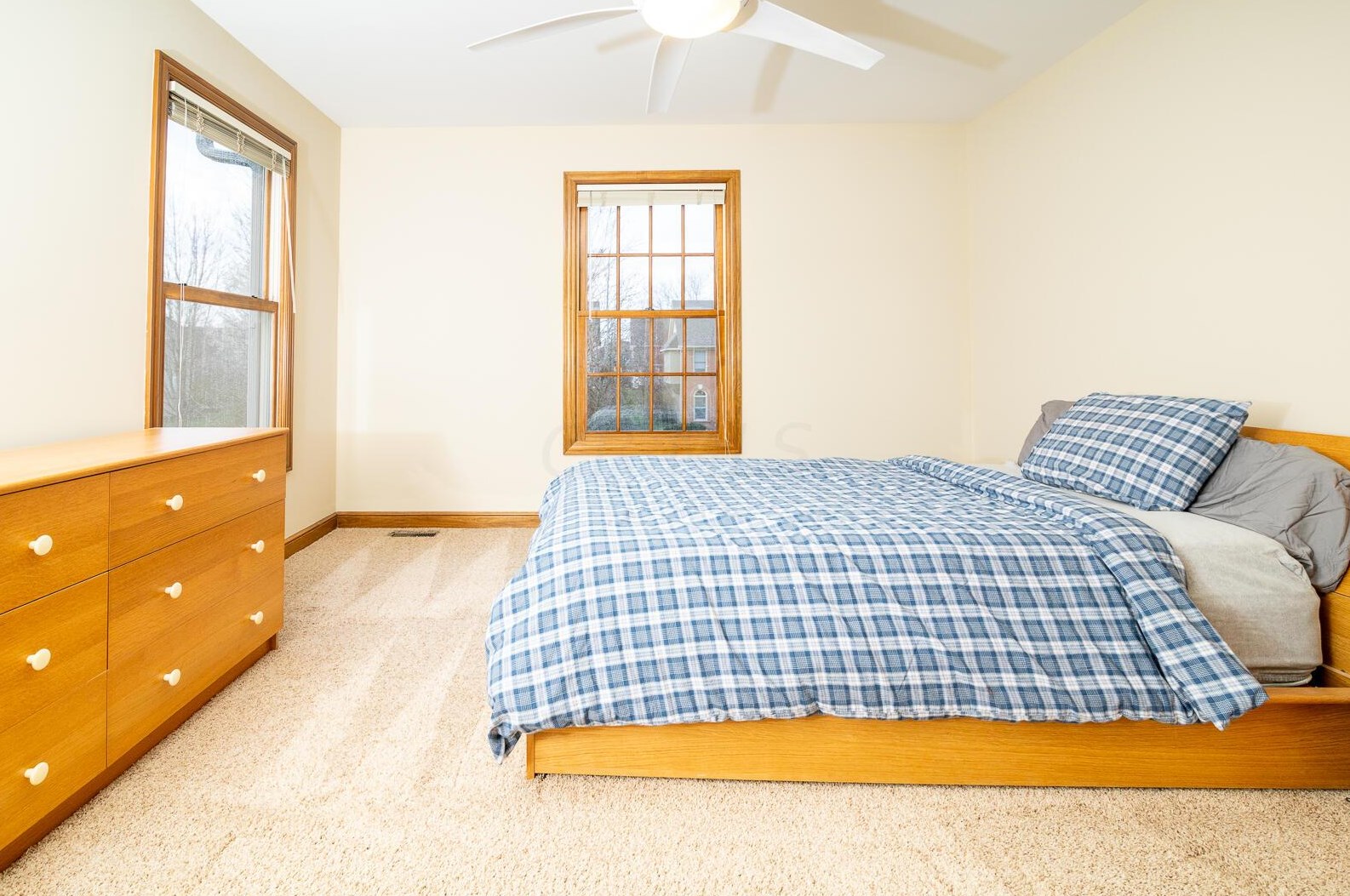 4861 Carrigan Ridge Dr, Dublin OH  43017-8617 exterior