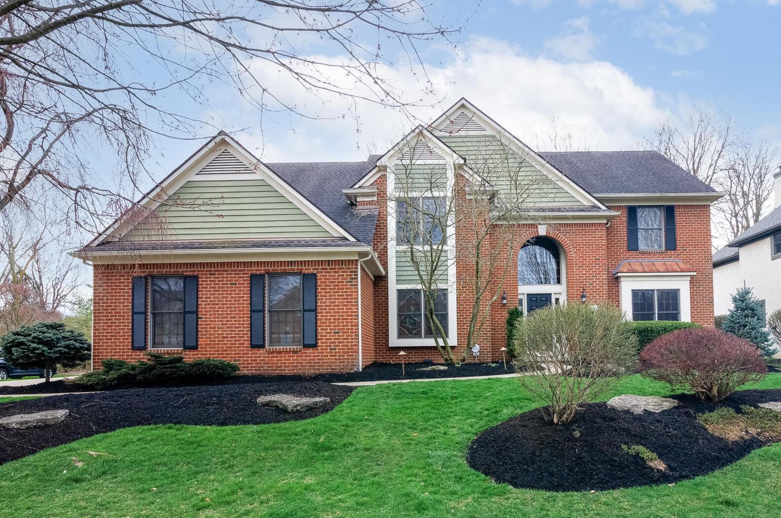 4861 Carrigan Ridge Dr, Dublin OH  43017-8617 exterior