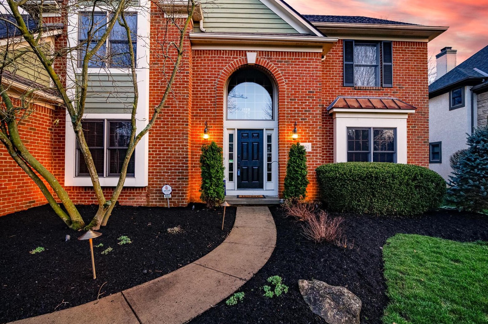 4861 Carrigan Ridge Dr, Dublin OH  43017-8617 exterior