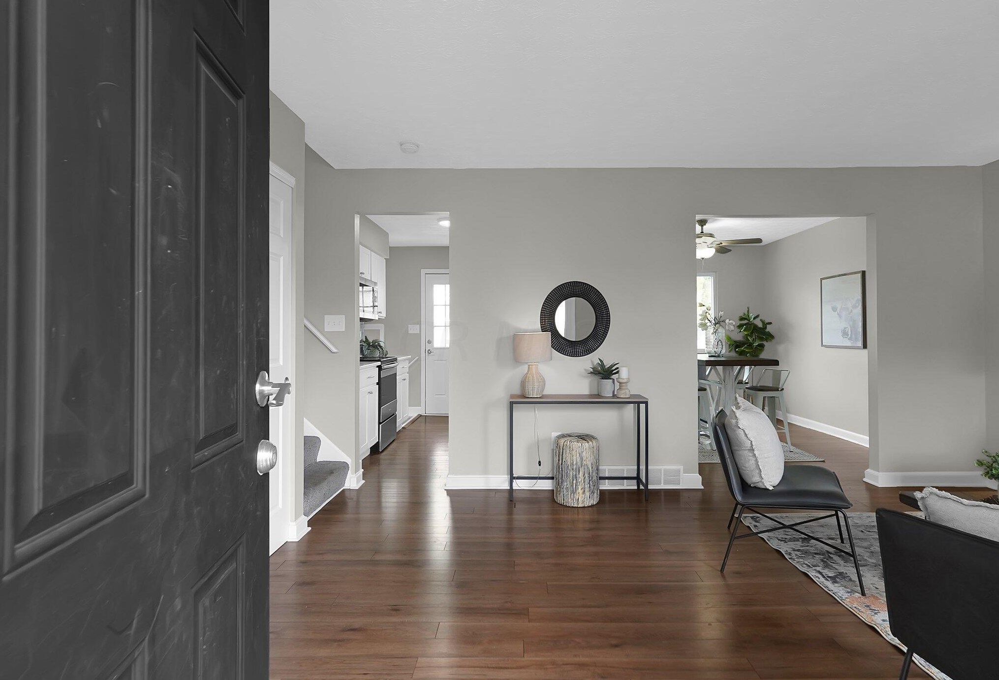 5404 Aqua St, Columbus OH  43229-3916 exterior