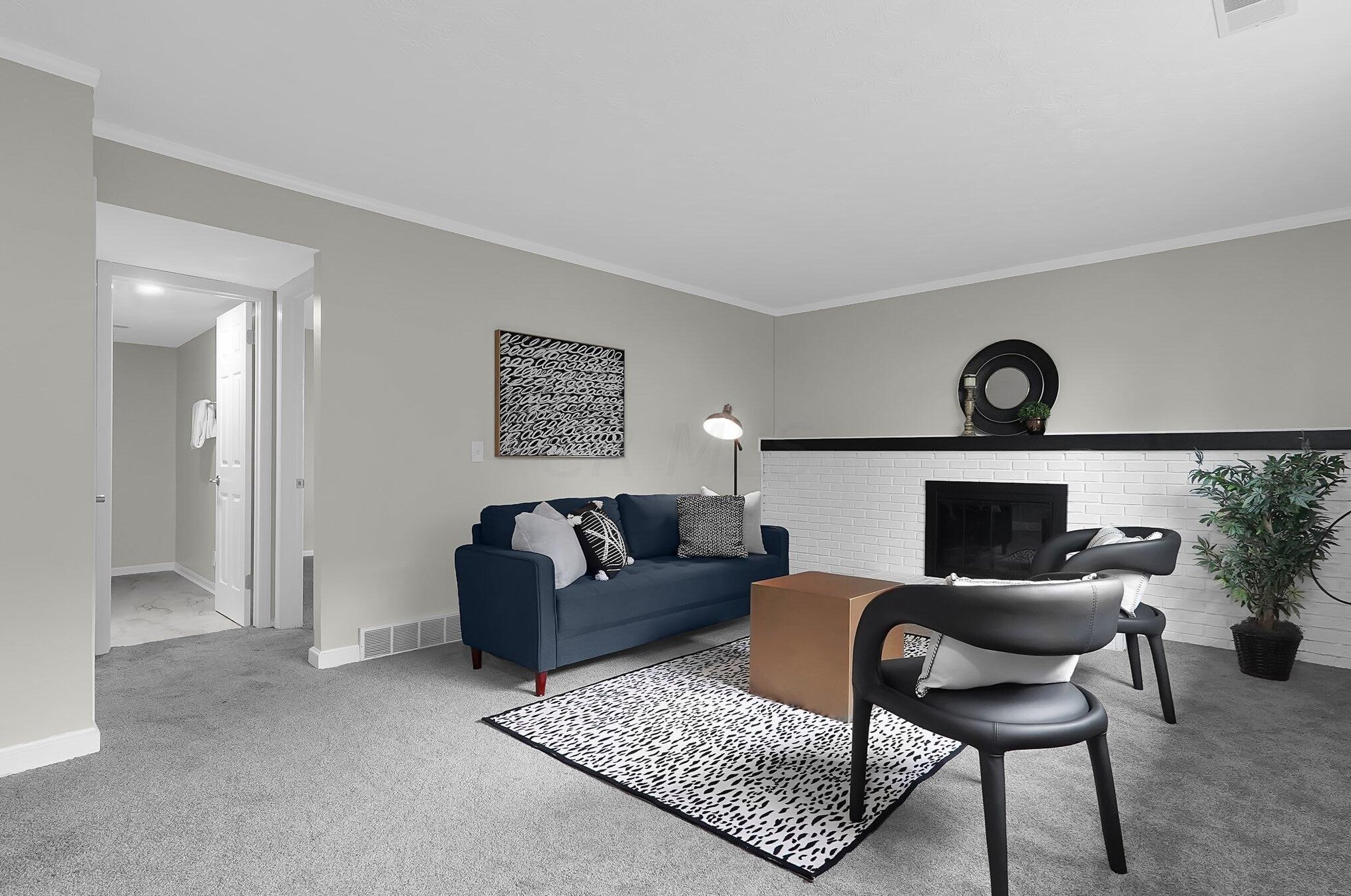 5404 Aqua St, Columbus OH  43229-3916 exterior