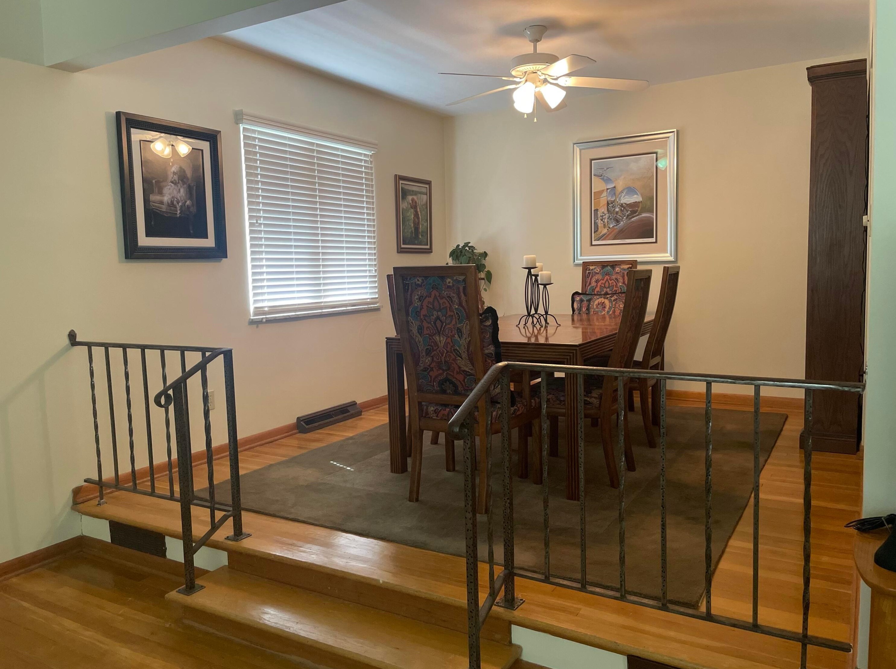 1033 Bronwyn Ave, Columbus OH 43204-2240 exterior