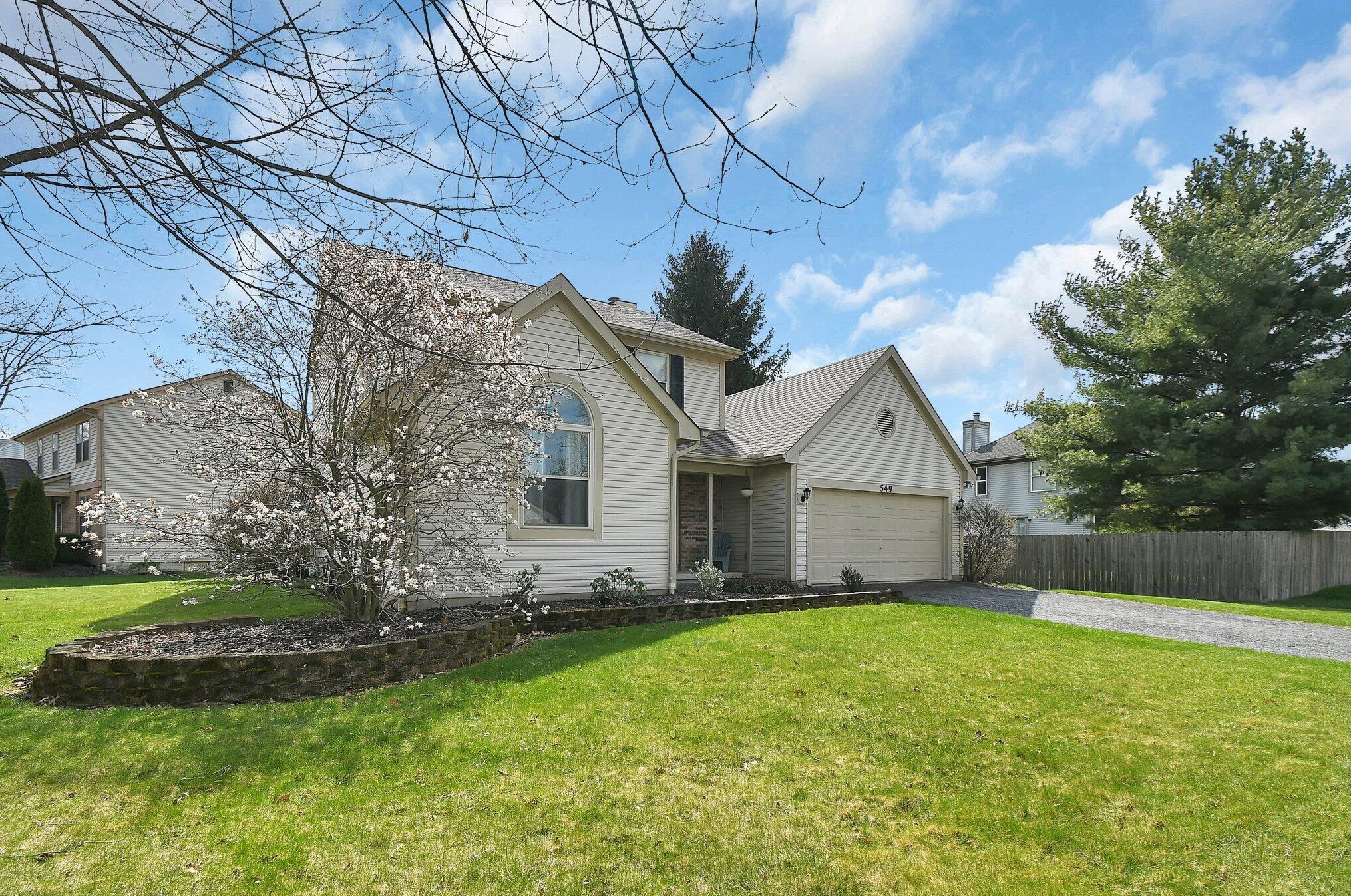 549 Gahanna Highlands Dr, Columbus OH 43230-7016 exterior