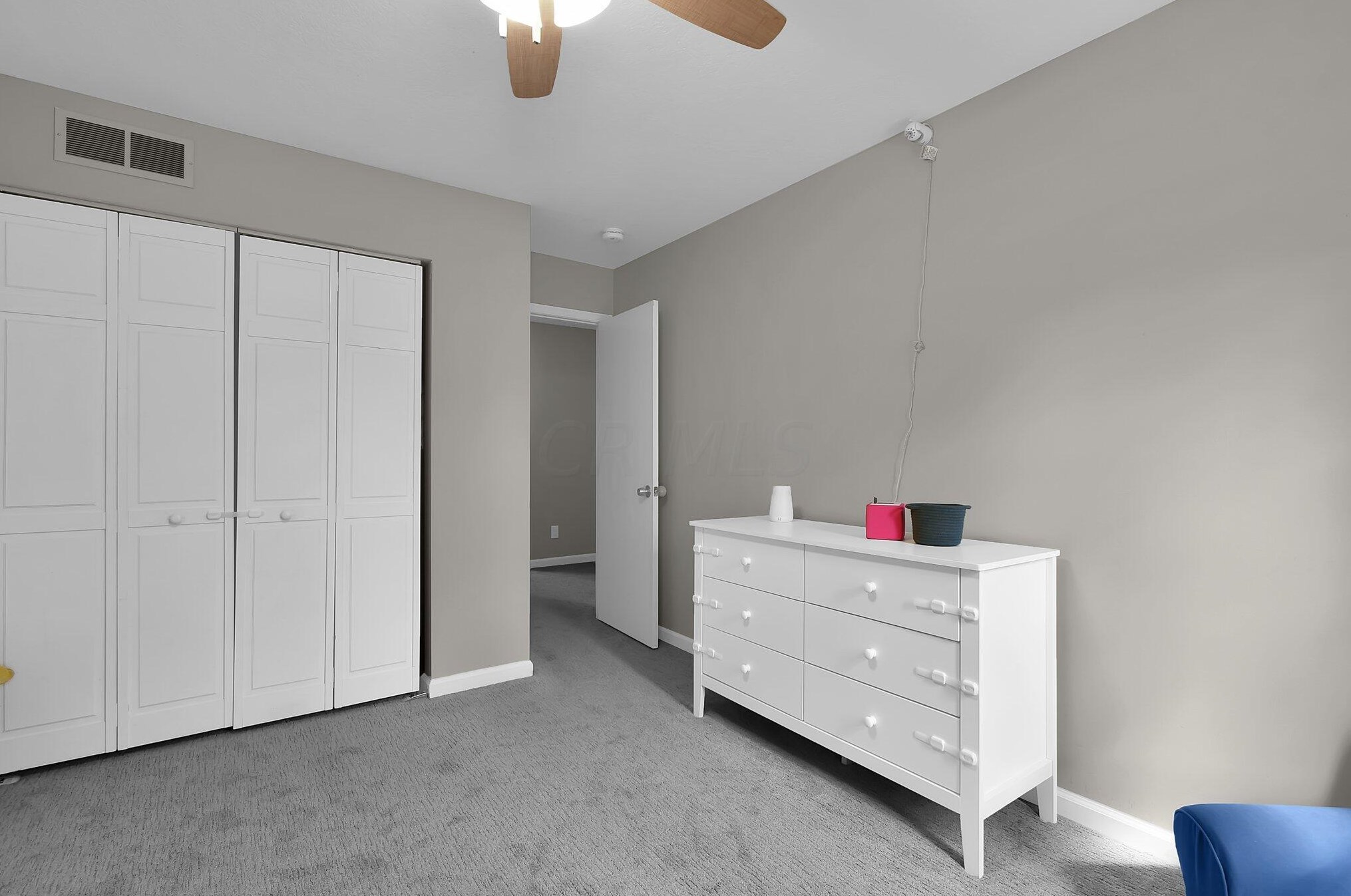 549 Gahanna Highlands Dr, Columbus OH 43230-7016 exterior