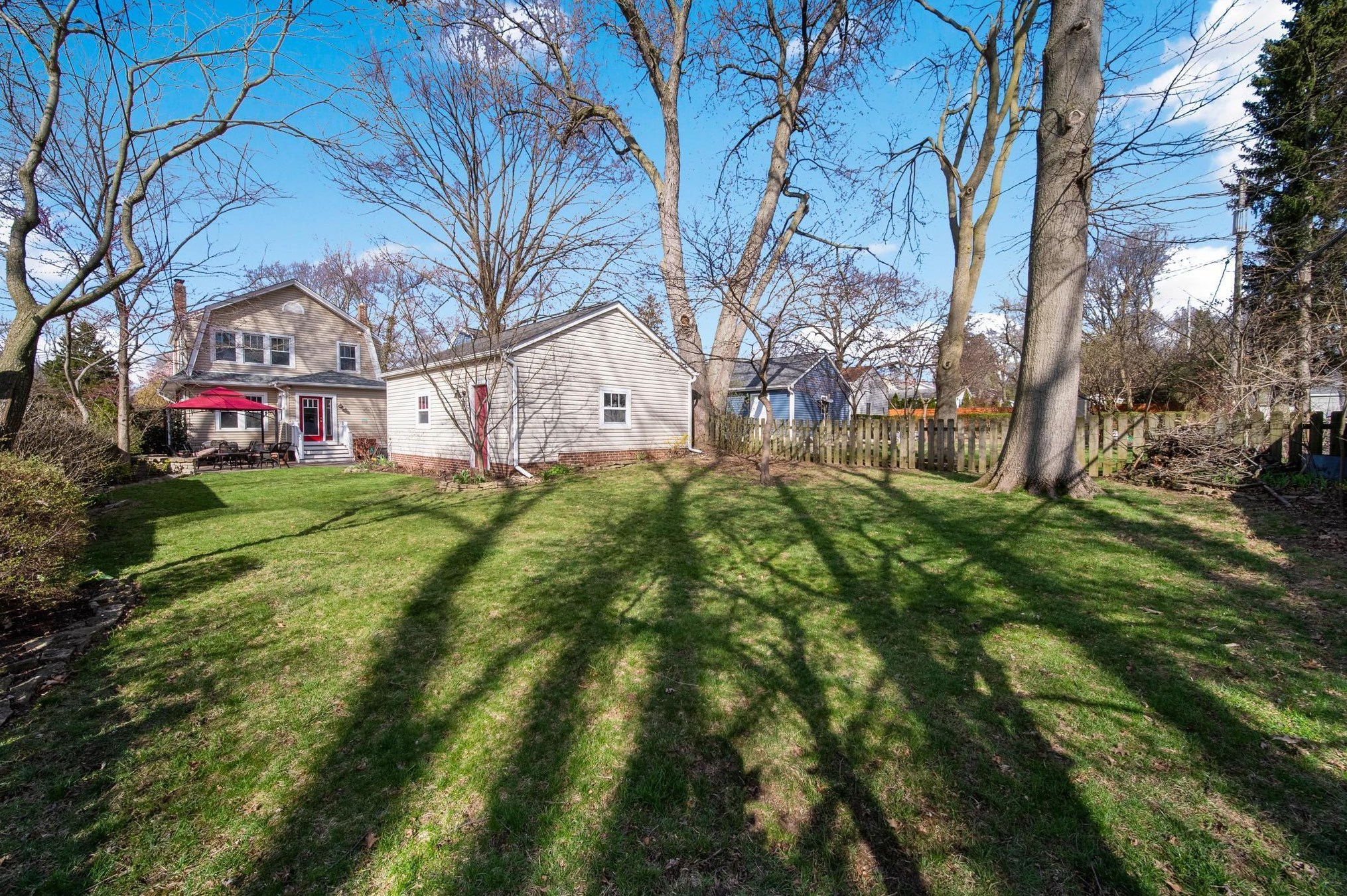 39 Torrence Rd, Columbus OH 43214-3819 exterior