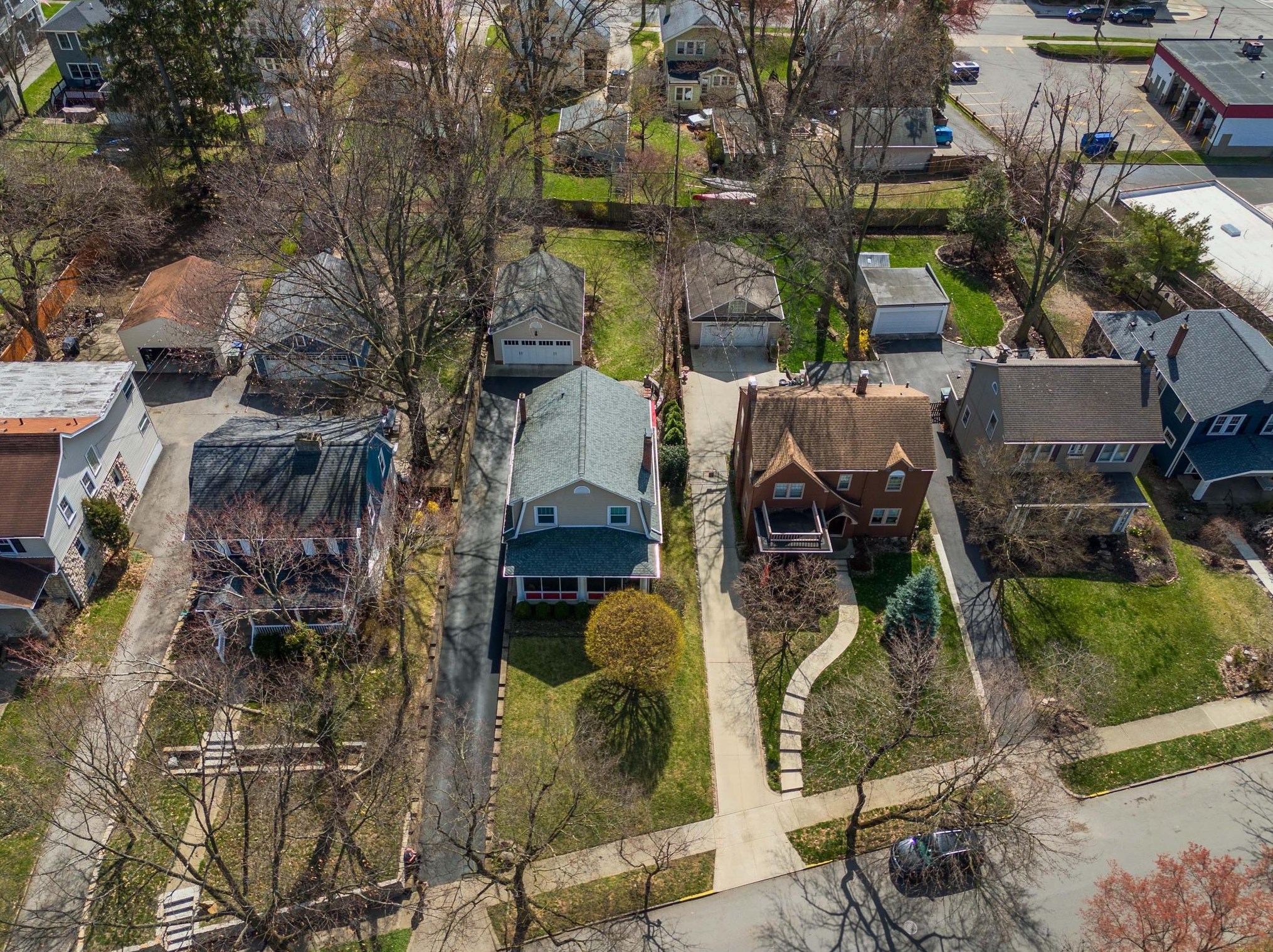 39 Torrence Rd, Columbus OH 43214-3819 exterior