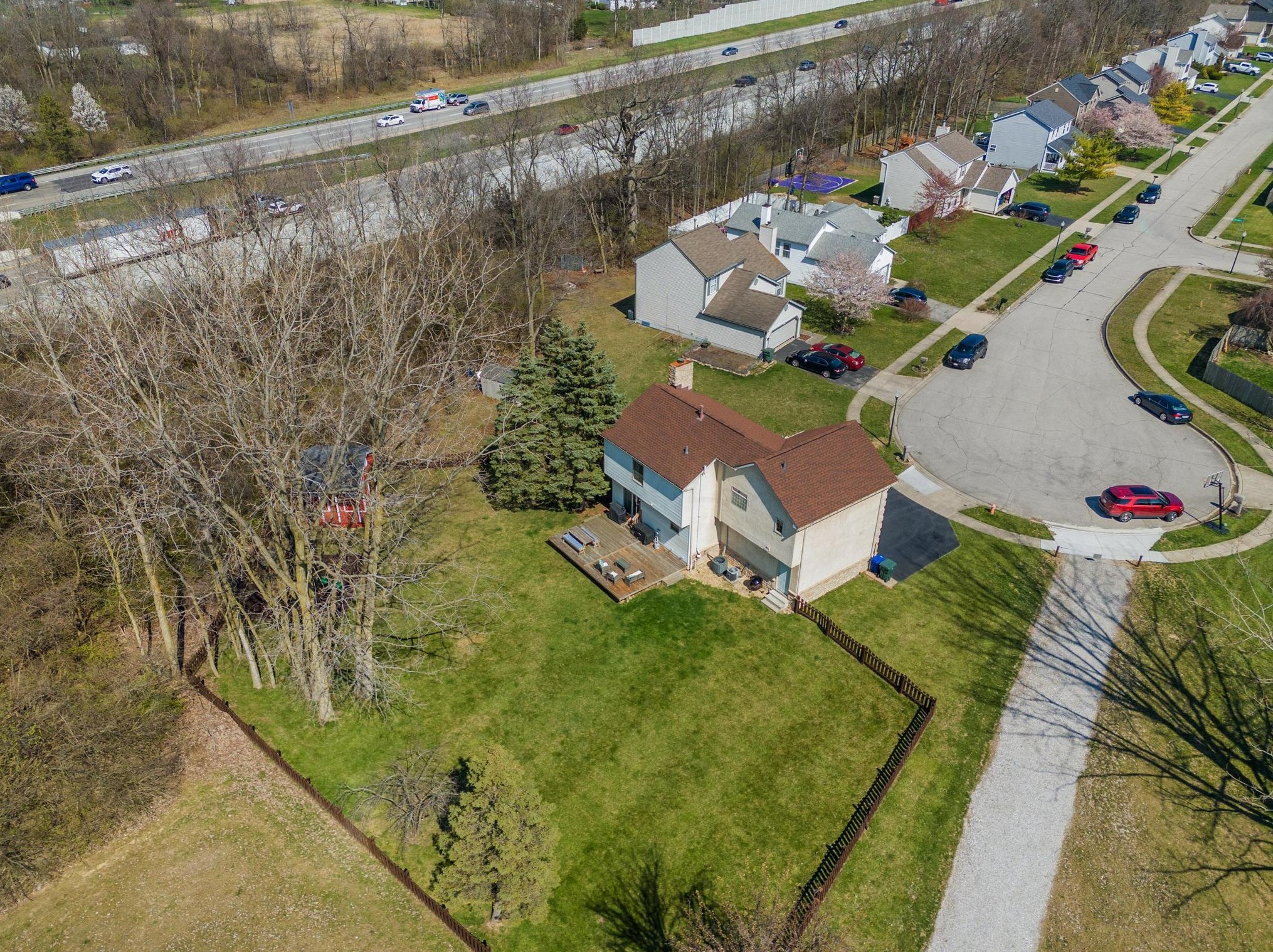 6288 Wrothston Dr, Columbus OH  43228-9247 exterior