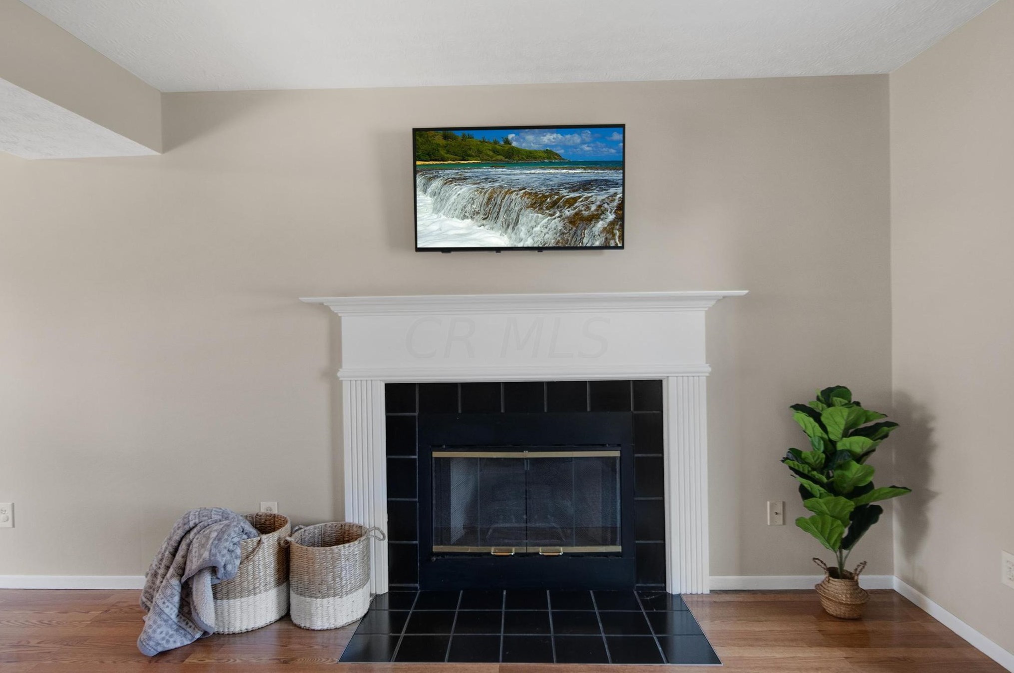 6288 Wrothston Dr, Columbus OH  43228-9247 exterior