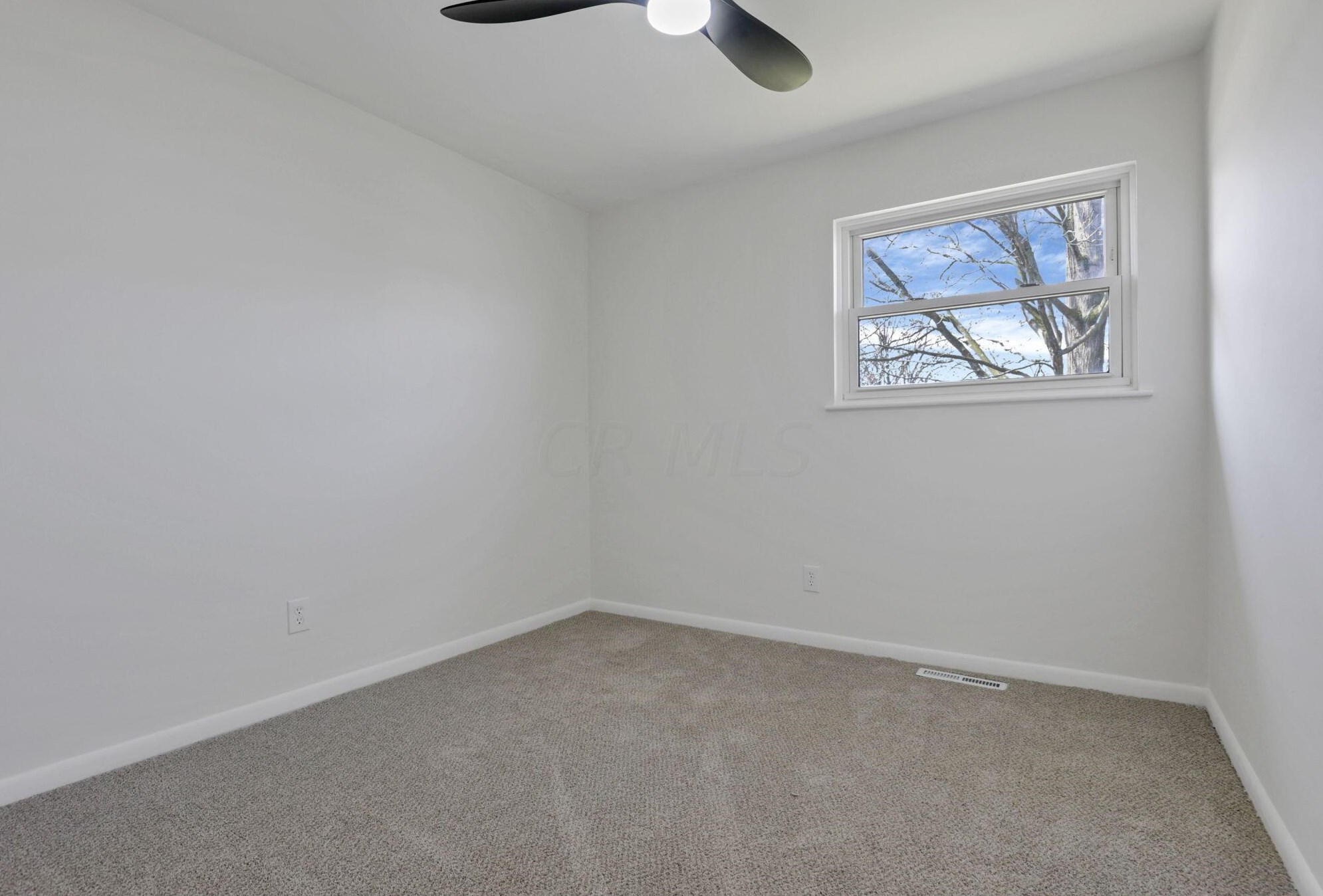 502 Westmoor Ave, Columbus OH  43204-2014 exterior