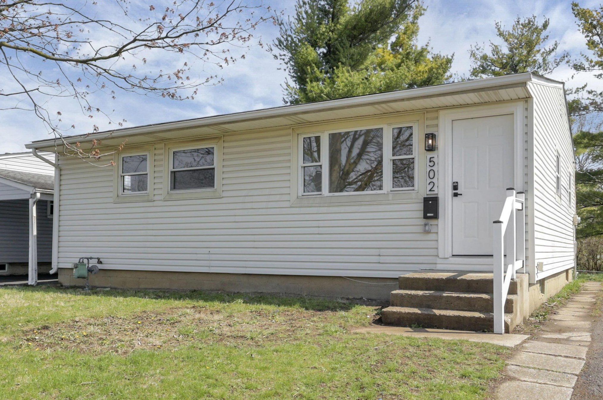 502 Westmoor Ave, Columbus OH  43204-2014 exterior