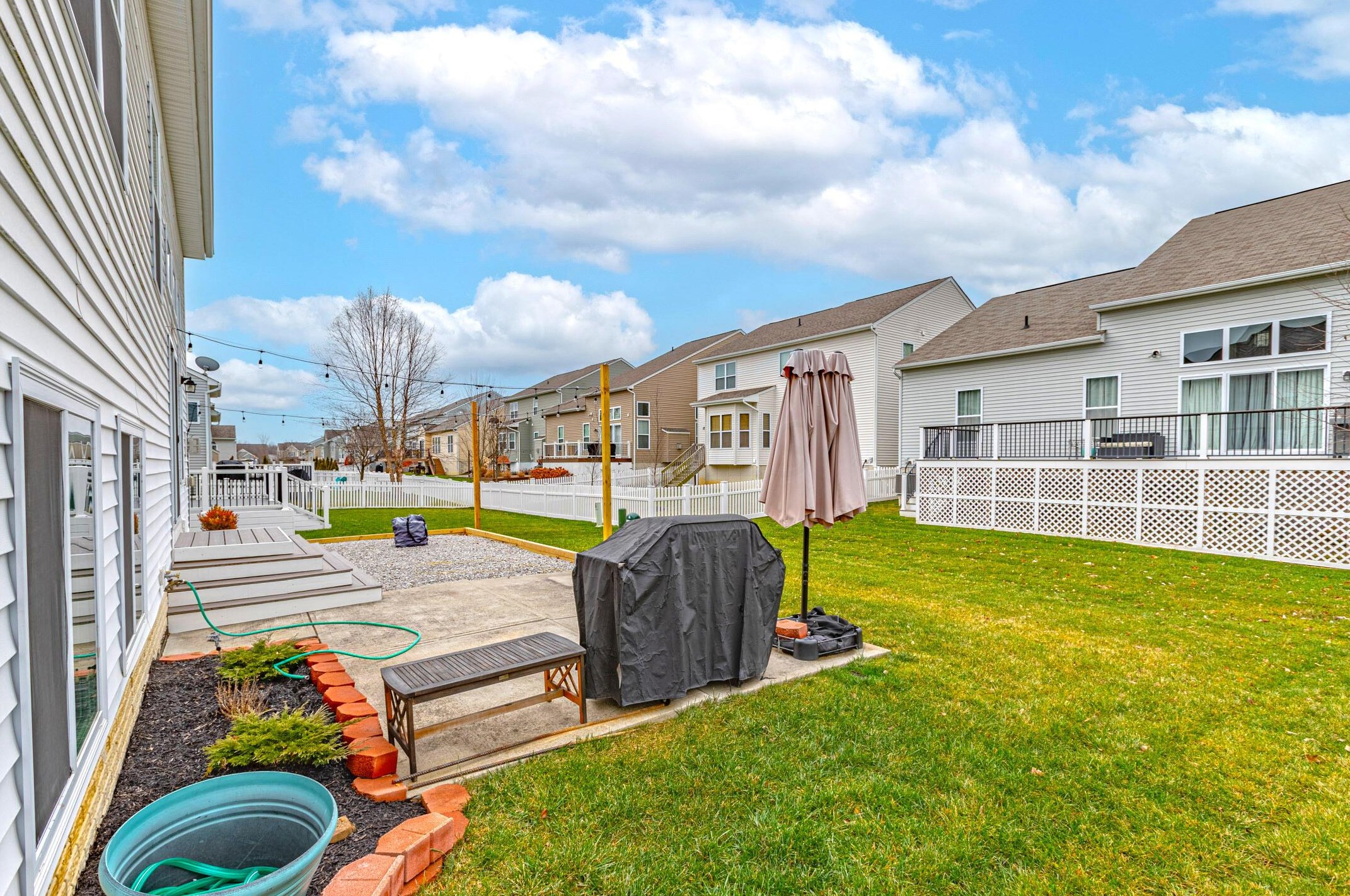 6175 Dajana Dr, Westerville OH  43081 exterior