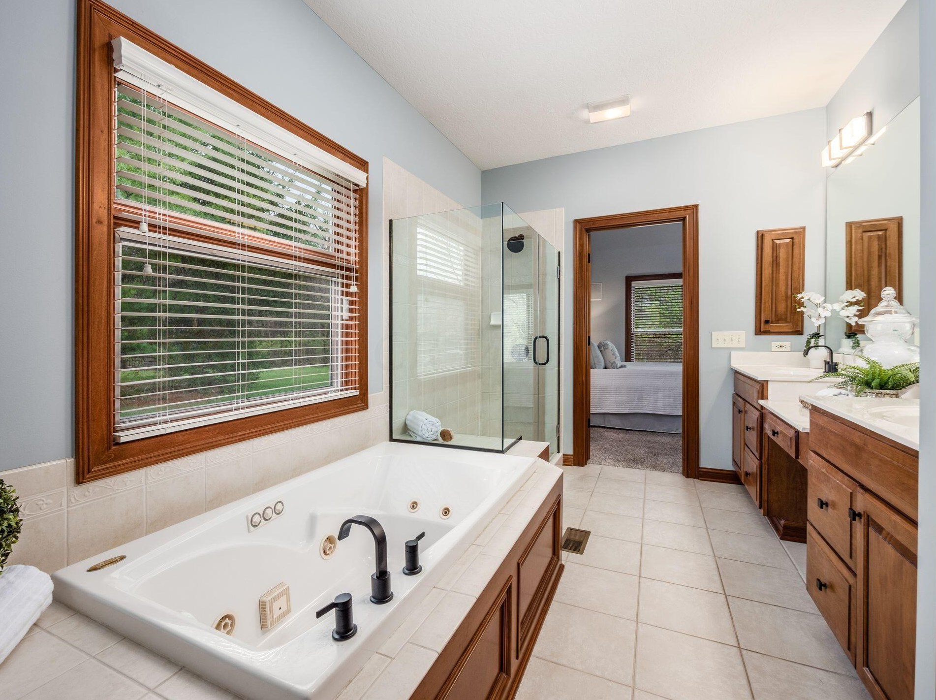 5260 Bayside Rdg Dr, Galena OH  43021-8534 exterior