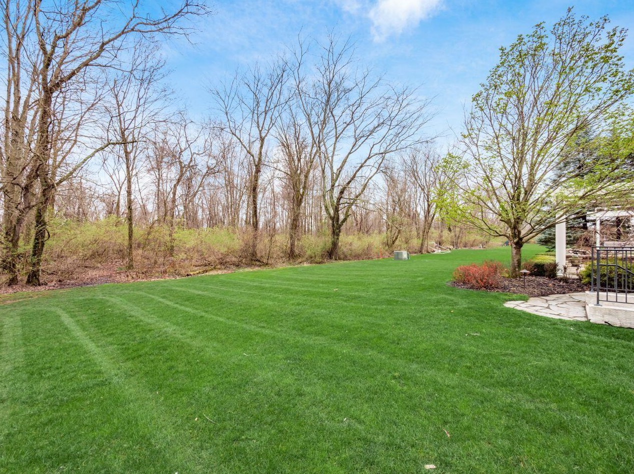 5260 Bayside Rdg Dr, Galena OH  43021-8534 exterior