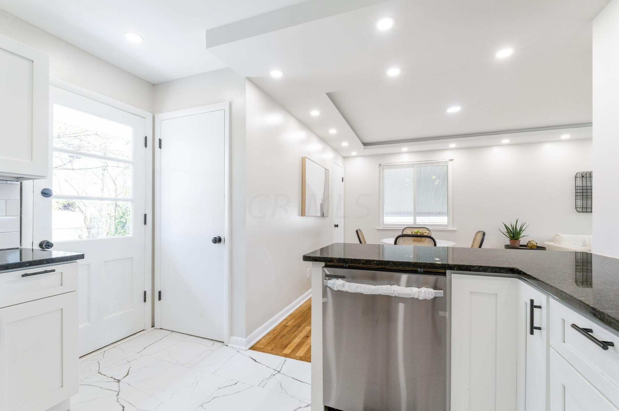 1081 Racine Ave, Columbus OH  43204-2720 exterior