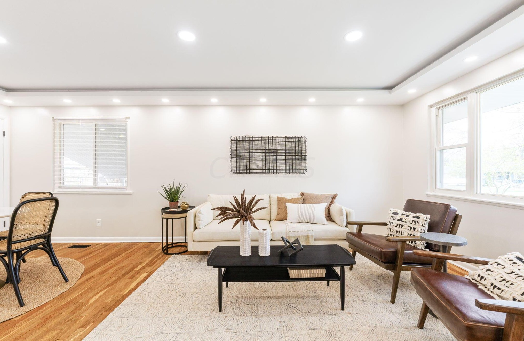 1081 Racine Ave, Columbus OH  43204-2720 exterior