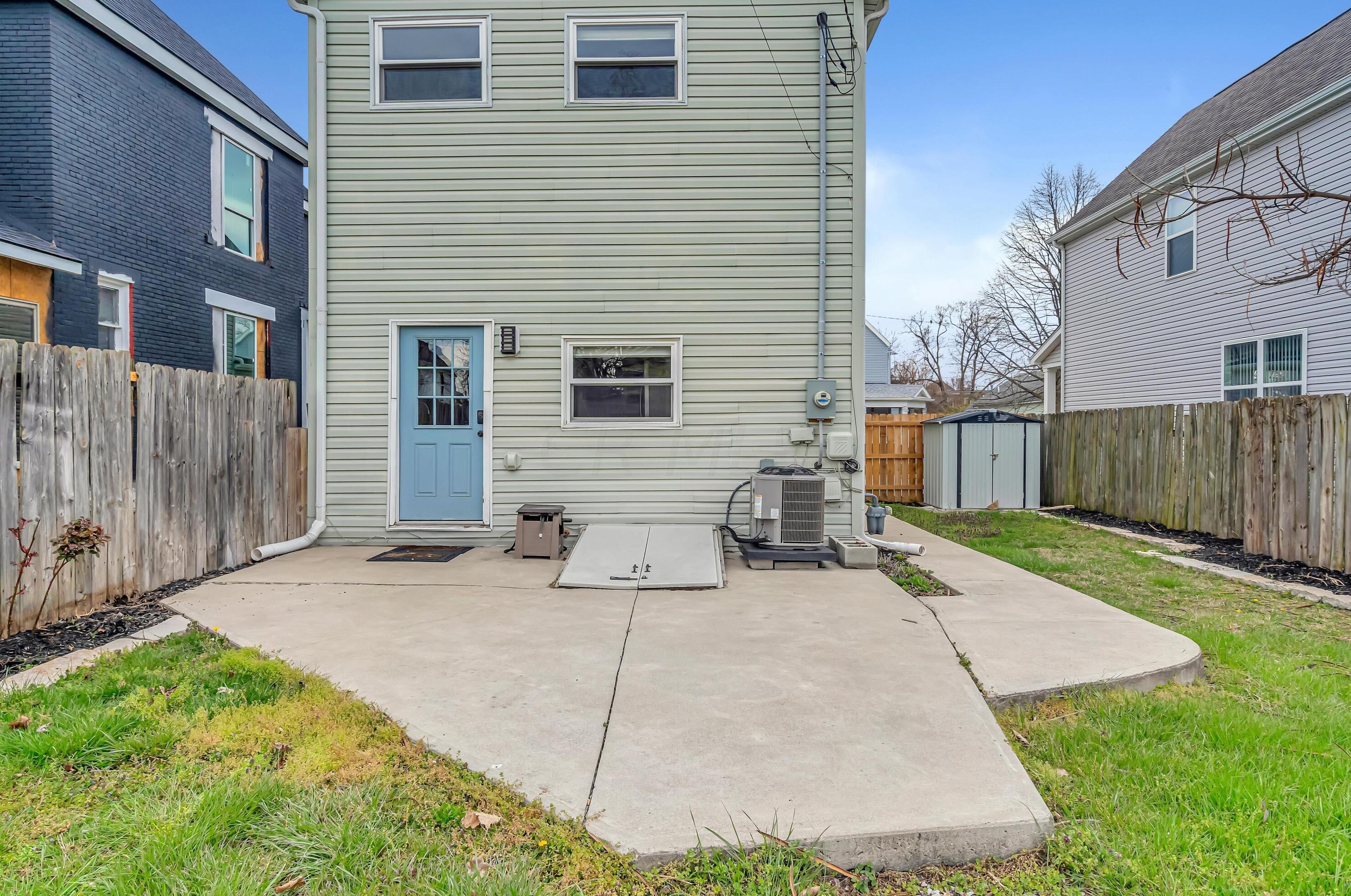 663 3rd Ave, Columbus OH  43201-3722 exterior