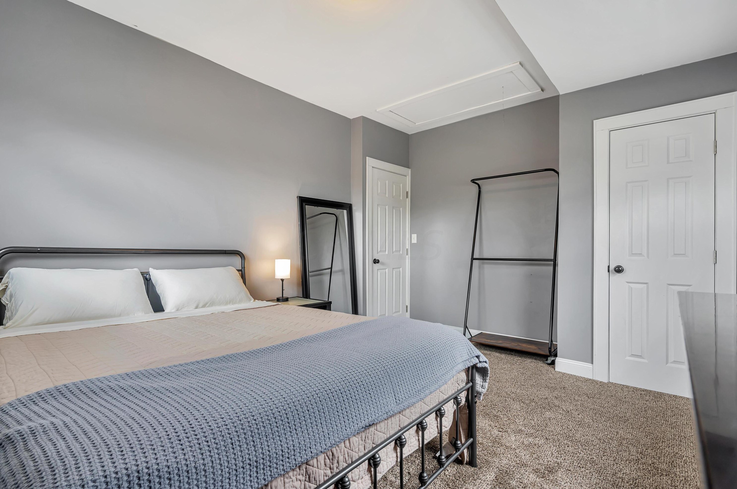 663 3rd Ave, Columbus OH  43201-3722 exterior