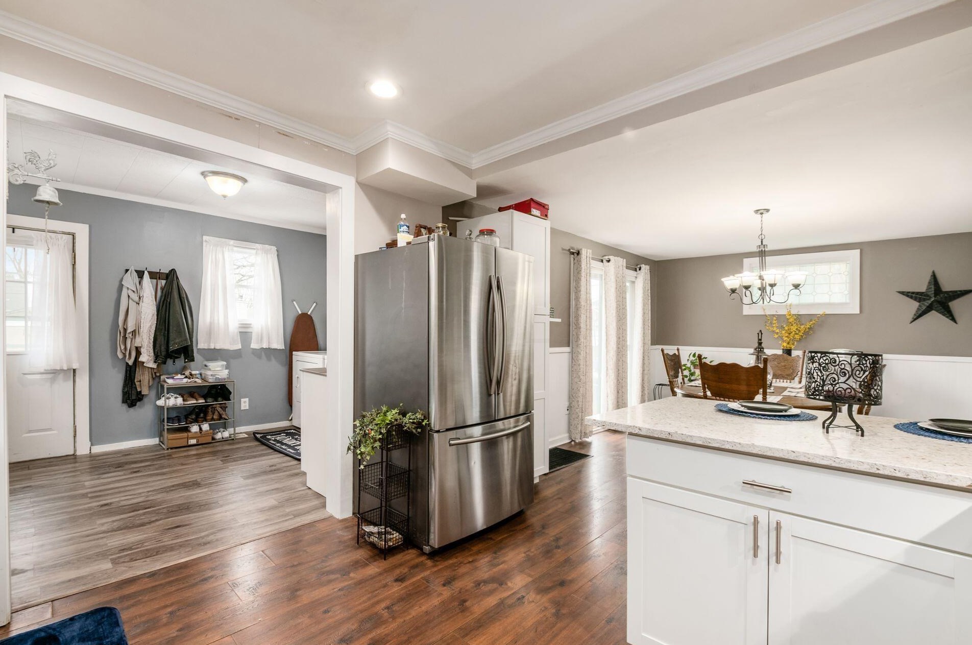 596 Townsend Ave, Columbus OH 43223-1825 exterior