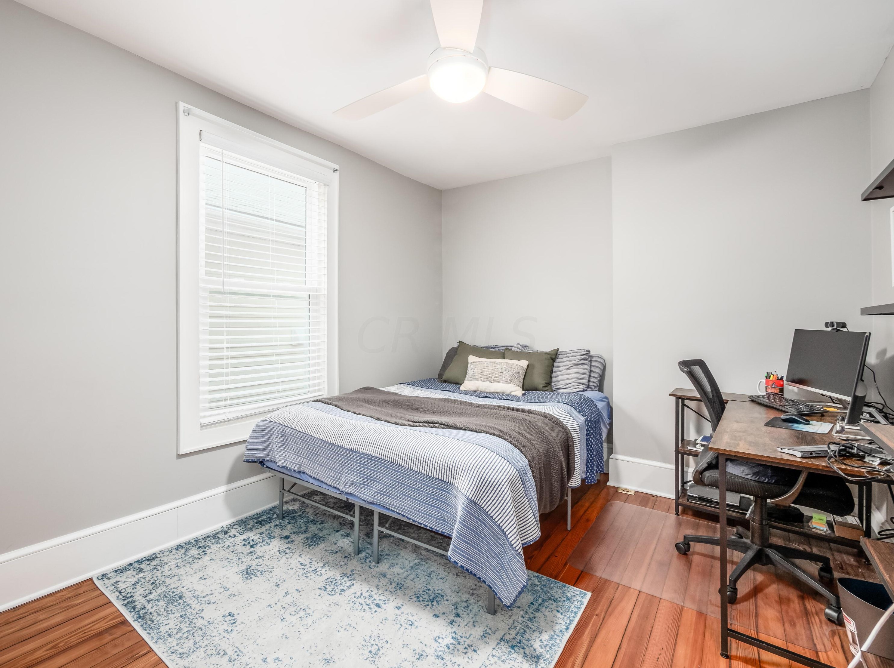 236 Hanford St, Columbus OH  43206-3665 exterior