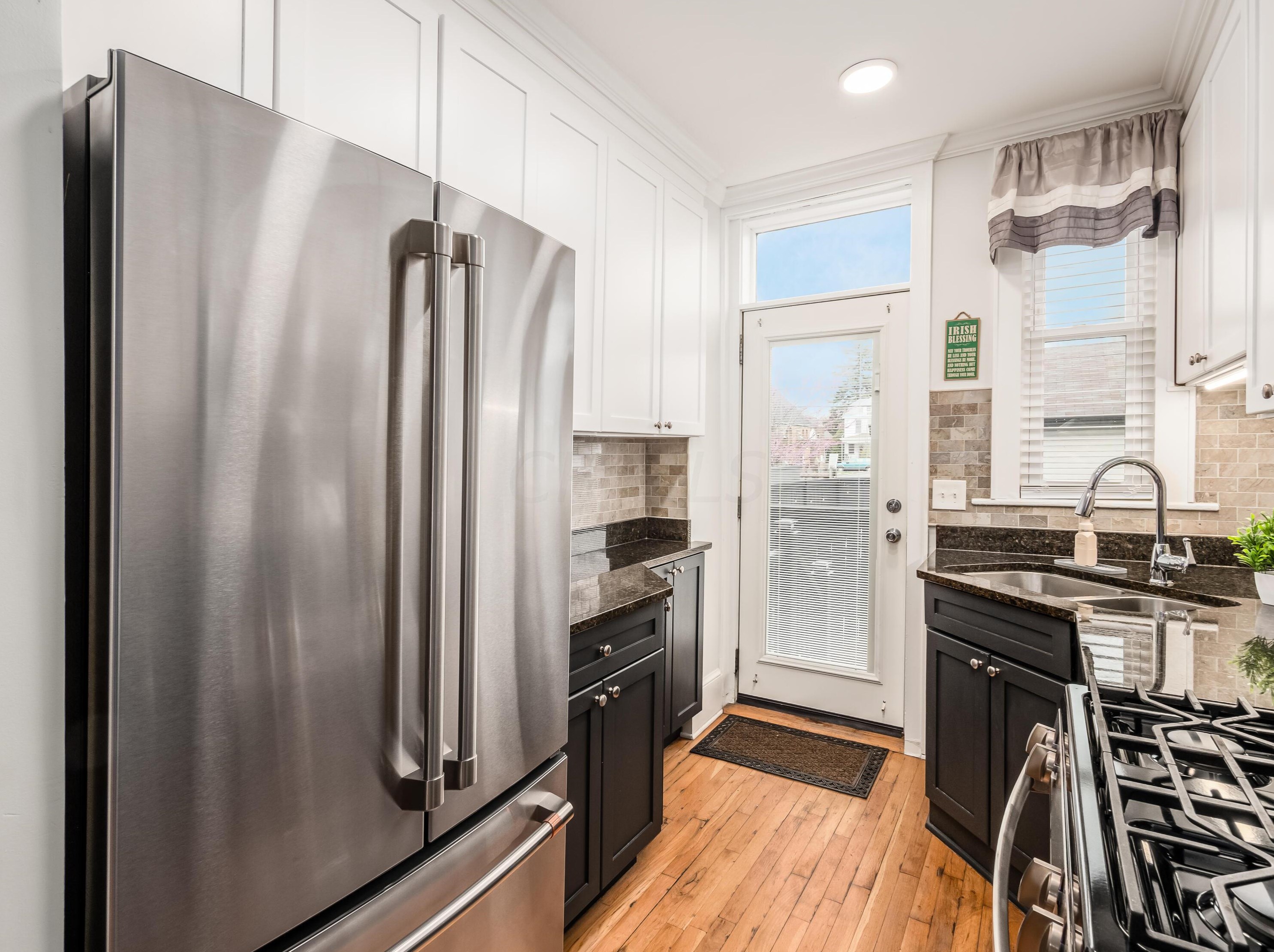 236 Hanford St, Columbus OH  43206-3665 exterior