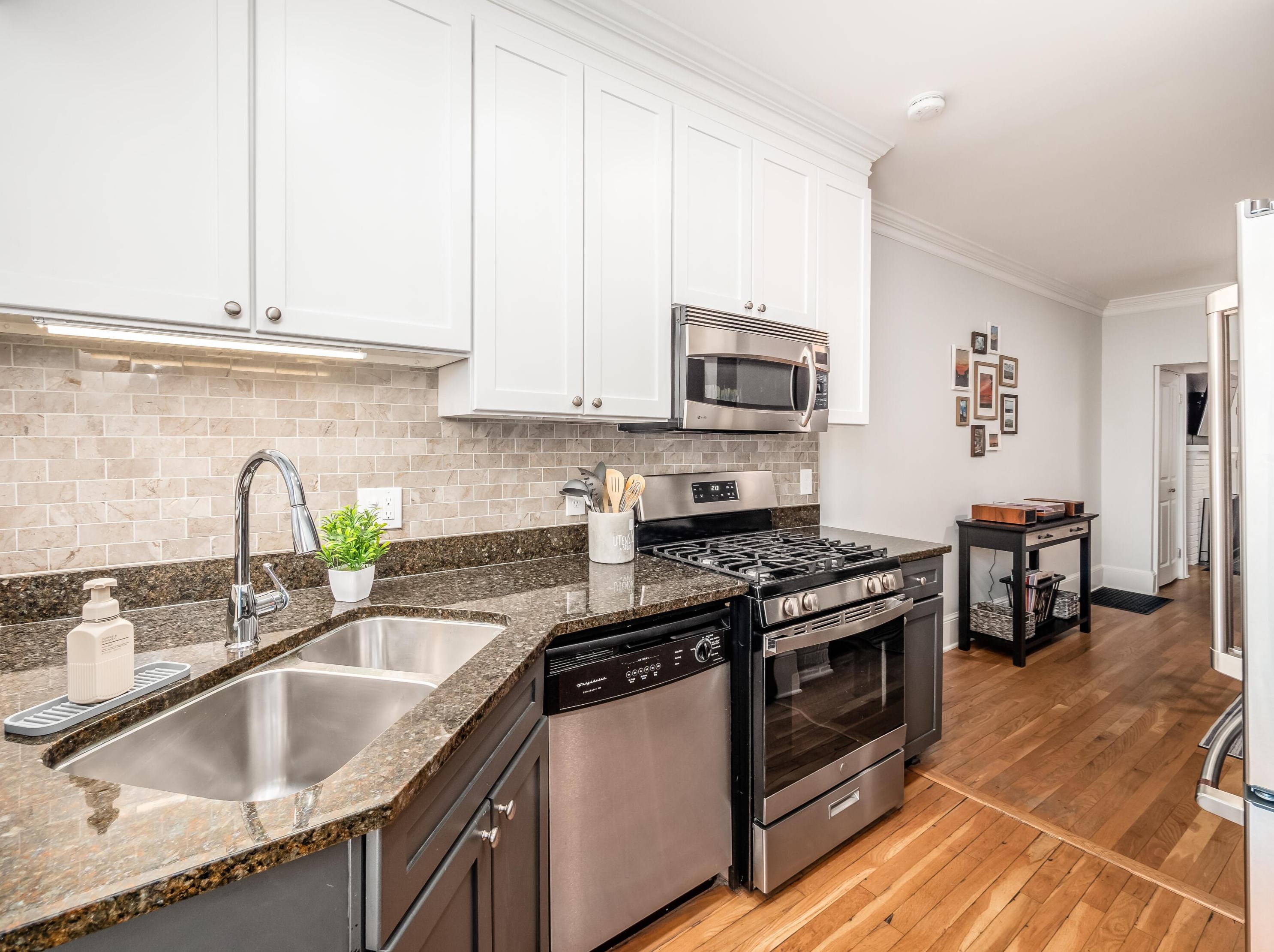 236 Hanford St, Columbus OH  43206-3665 exterior