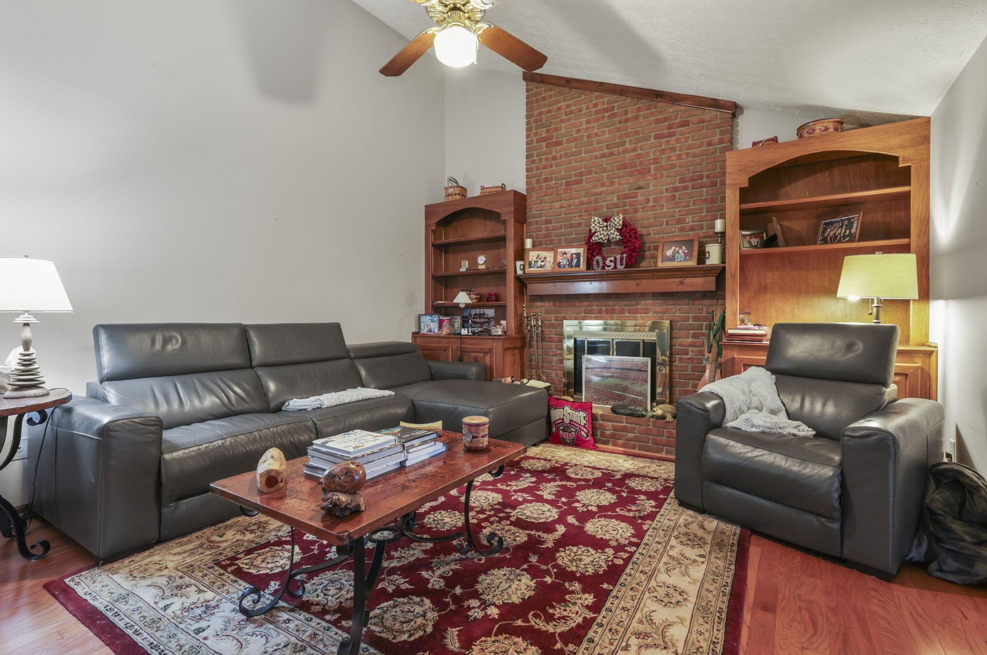 9875 Hounsdale Dr, Pickerington OH  43147-9786 exterior