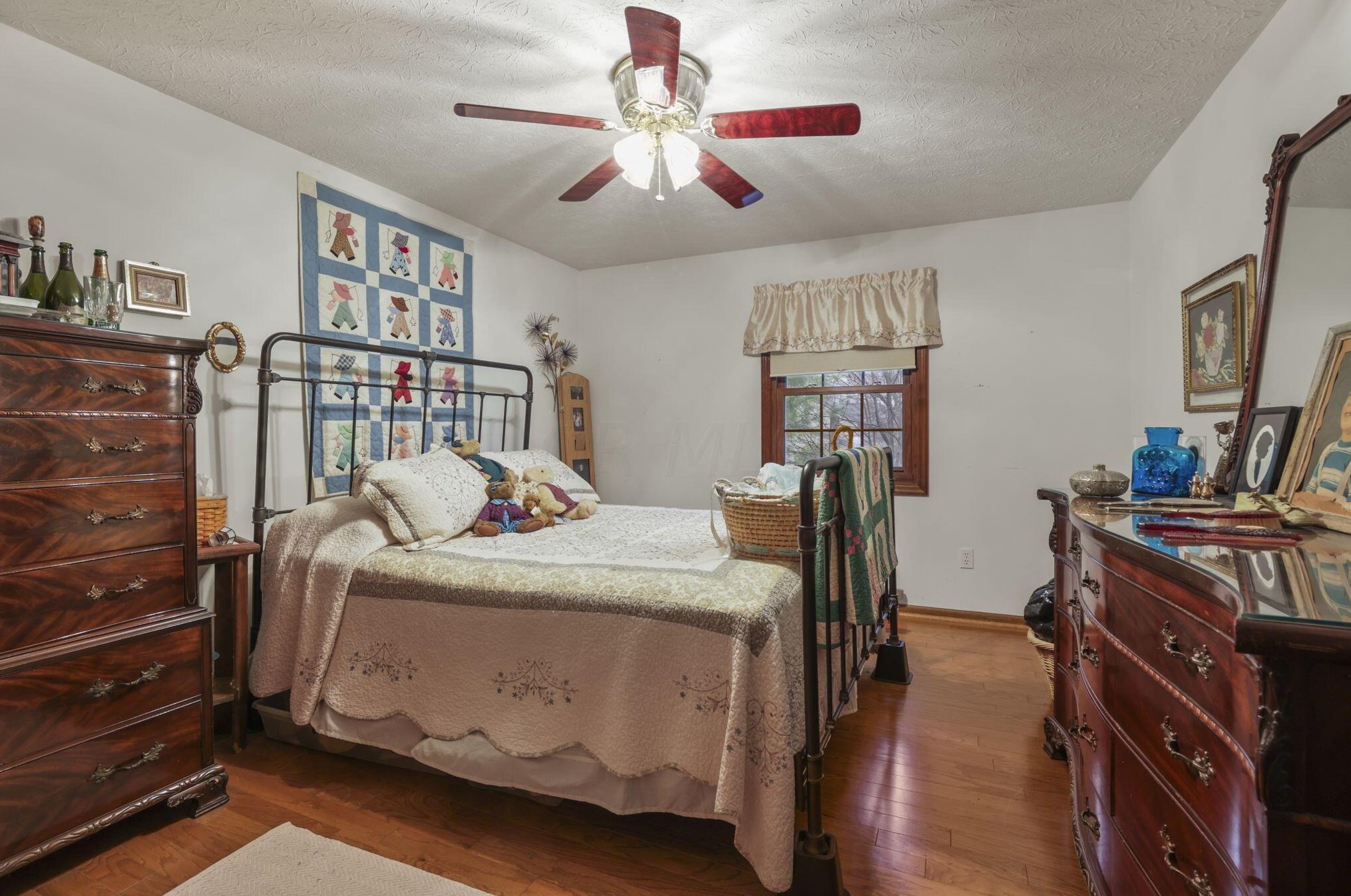 9875 Hounsdale Dr, Pickerington OH  43147-9786 exterior