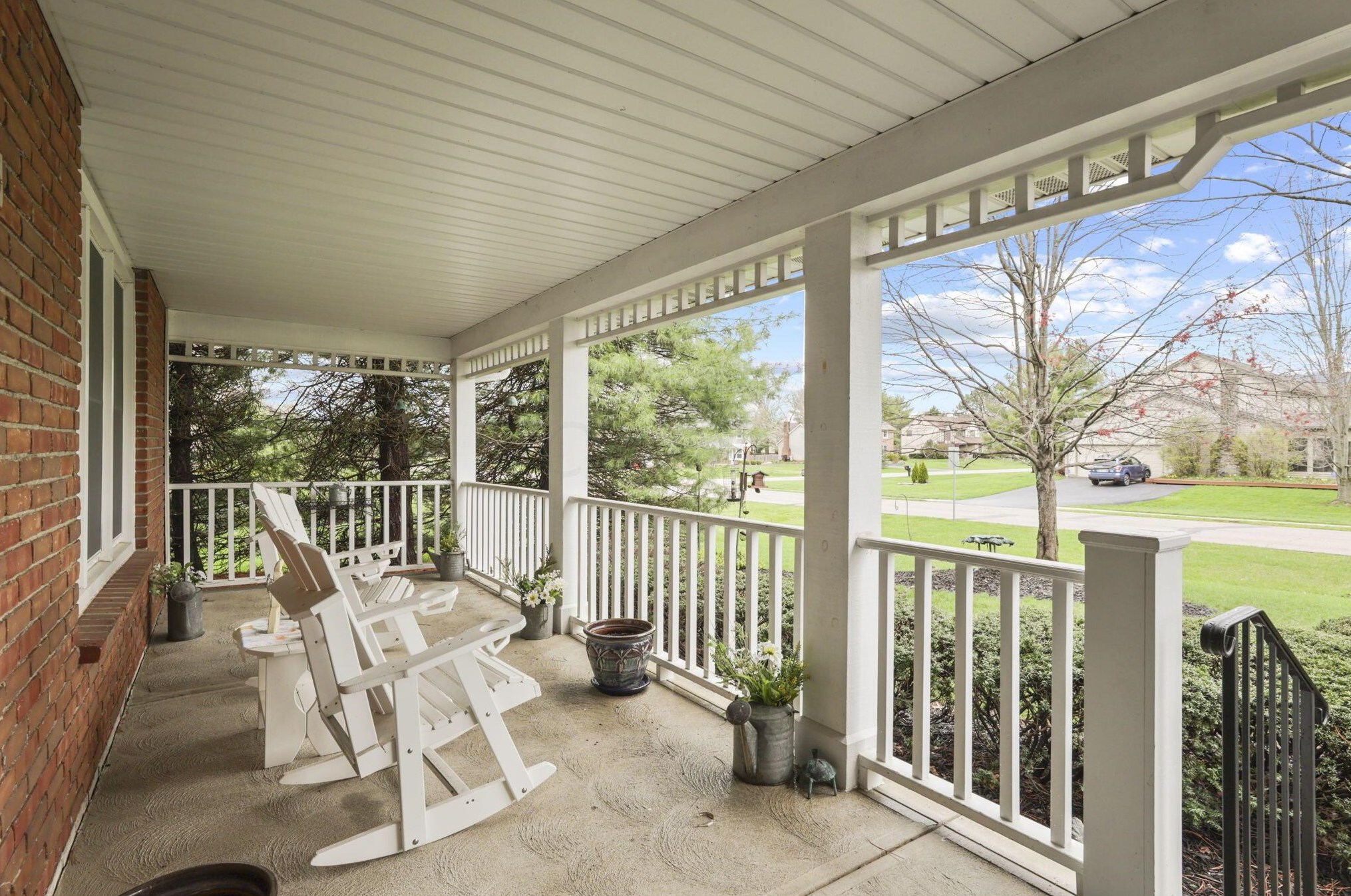 9875 Hounsdale Dr, Pickerington OH  43147-9786 exterior