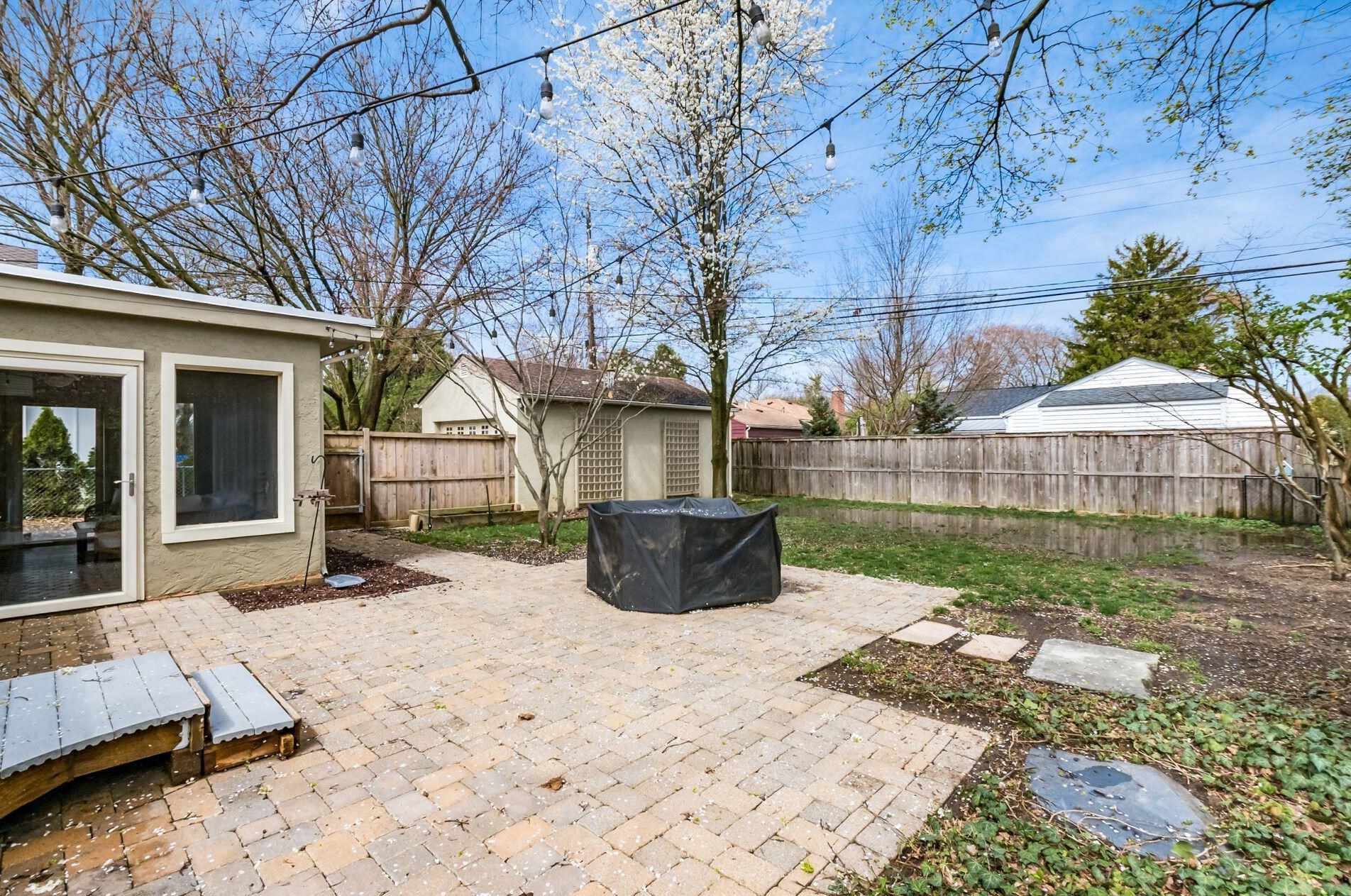 1490 College Hill Dr, Columbus OH  43221-3415 exterior