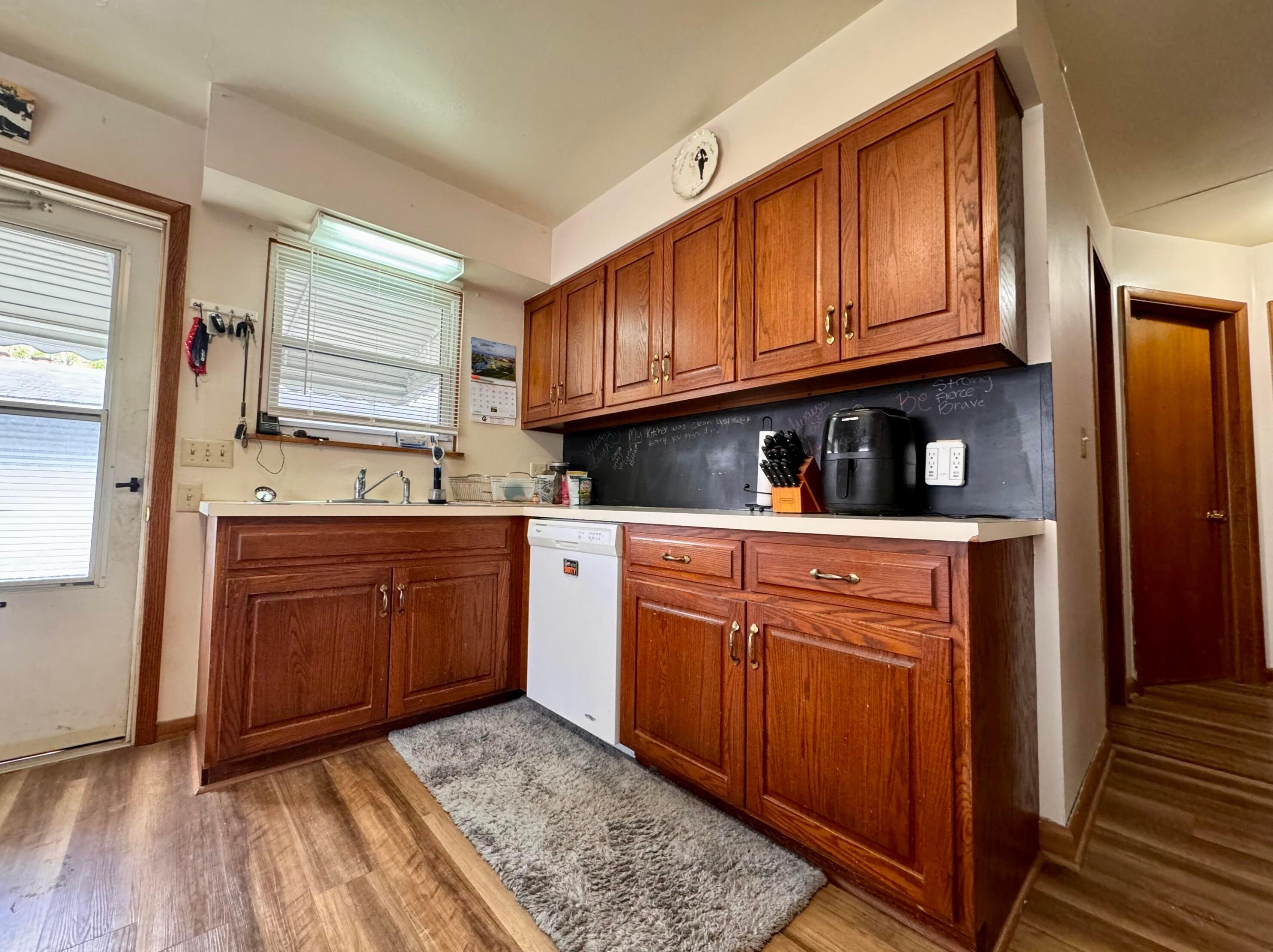 4066 Etna St, Columbus OH 43213-2382 exterior